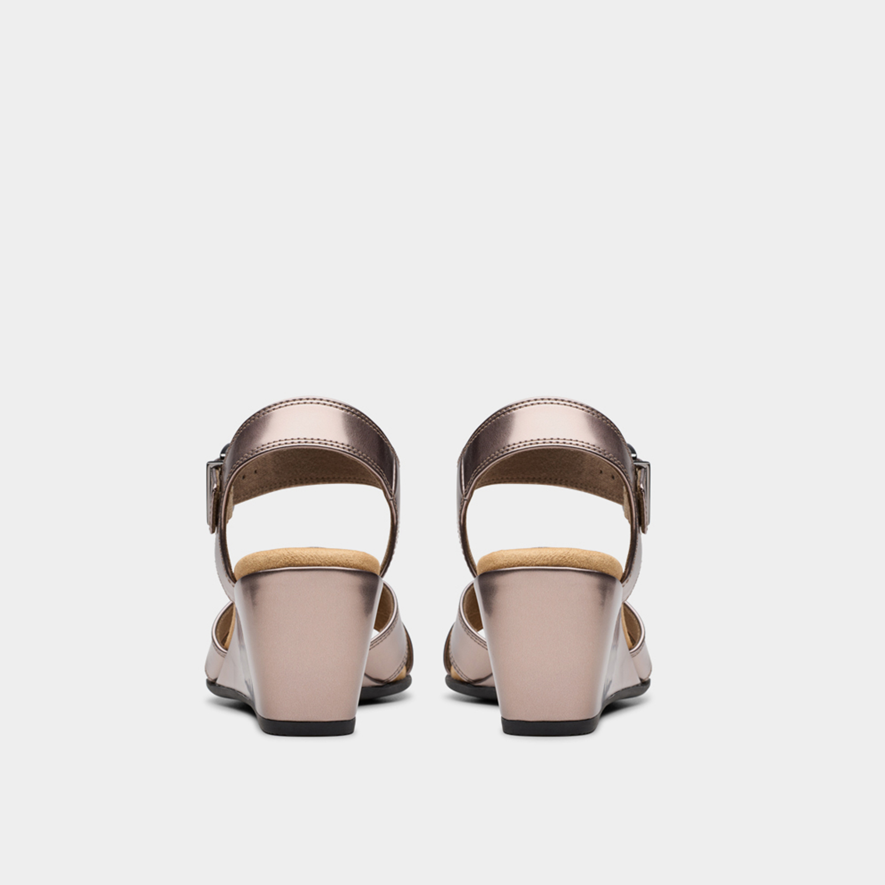 كلاركس - حذاء ايمالي ايريس النسائي ذو الكعب الاسفيني | 26181667-women-shoes-sandals-heeled-image-4
