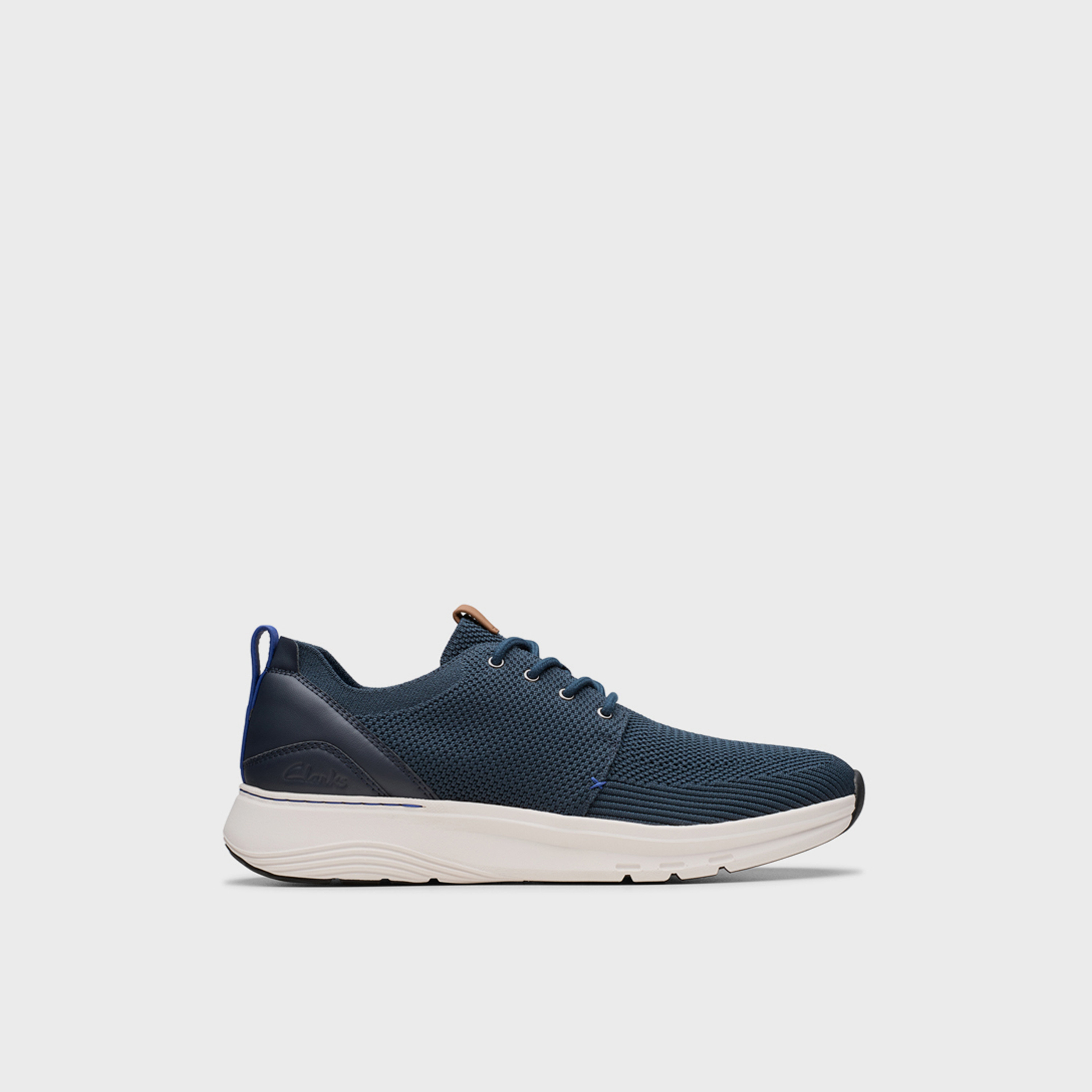 حذاء كلاركس رجالي برباط من موشن تريك إم إكس منخفض الكاحل | 26181984-men-shoes-sneakers-image-2