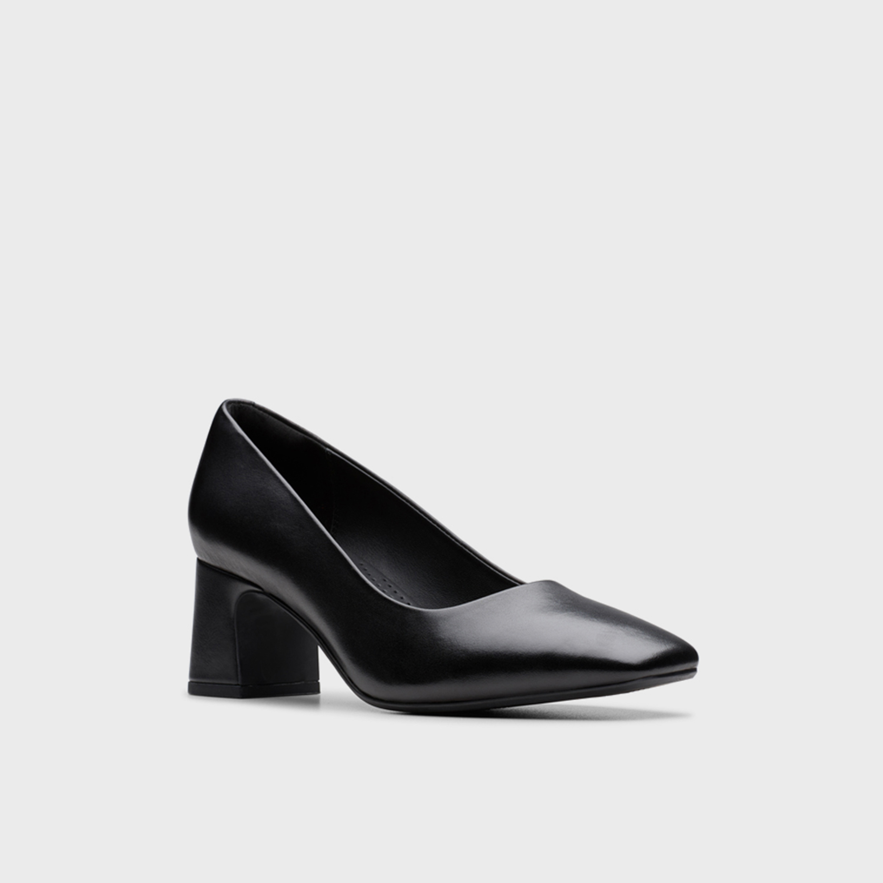 أحذية كلاركس النسائية سهلة الارتداء من طراز Fernie Court | 26183032-women-shoes-heels-image-1