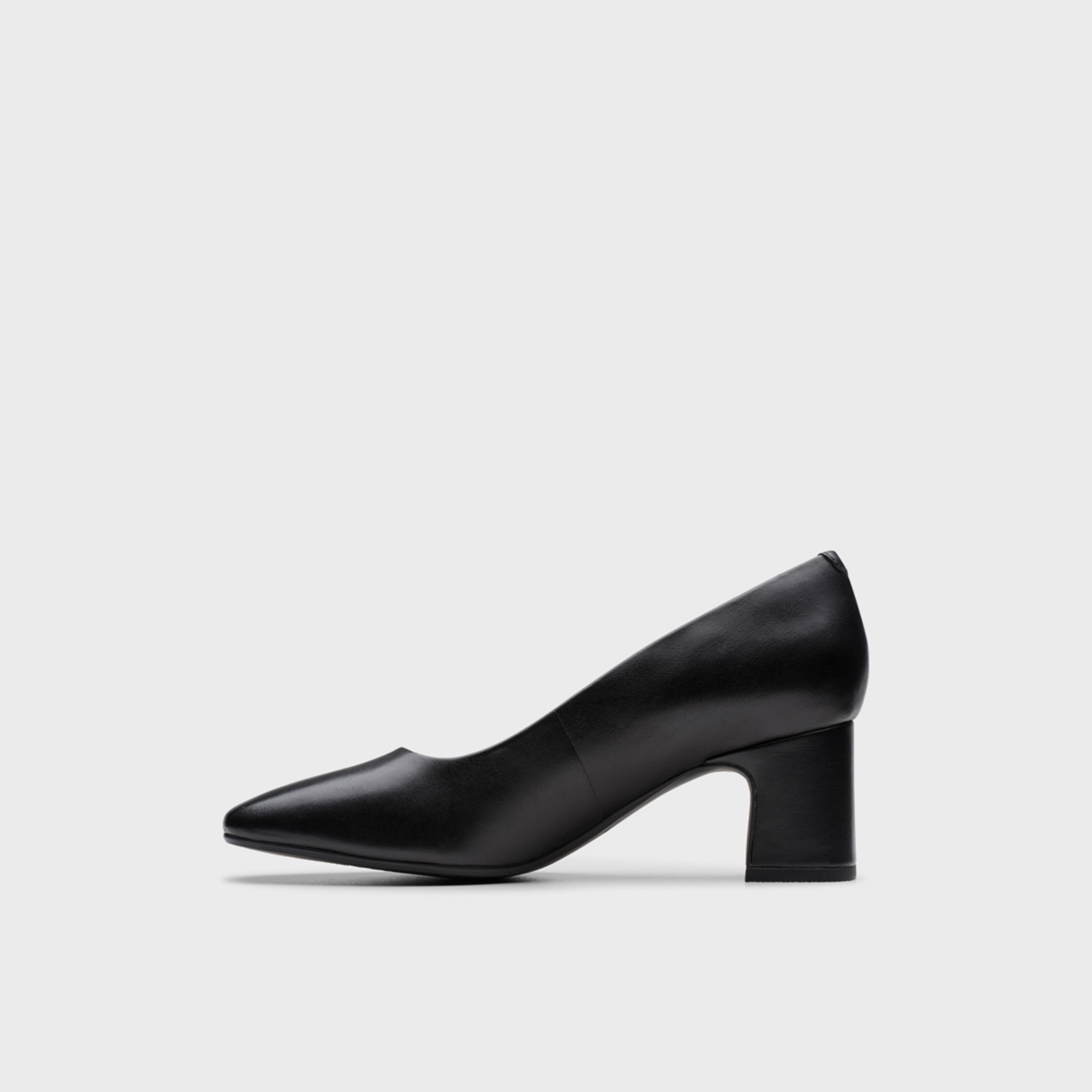 أحذية كلاركس النسائية سهلة الارتداء من طراز Fernie Court | 26183032-women-shoes-heels-image-3