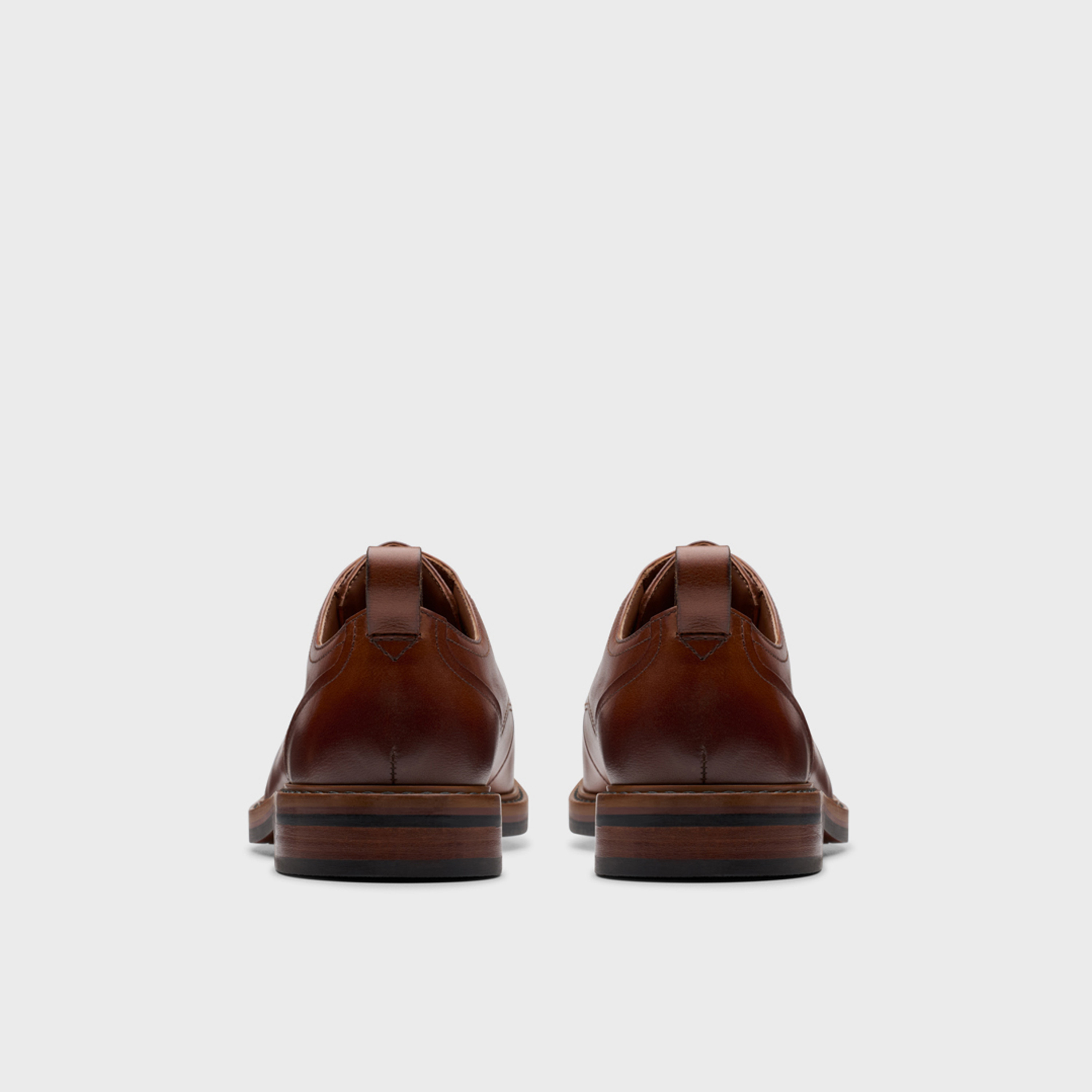 حذاء ألدوين ديربي برباط من كلاركس للرجال | 26183252-men-shoes-formalshoes-image-5
