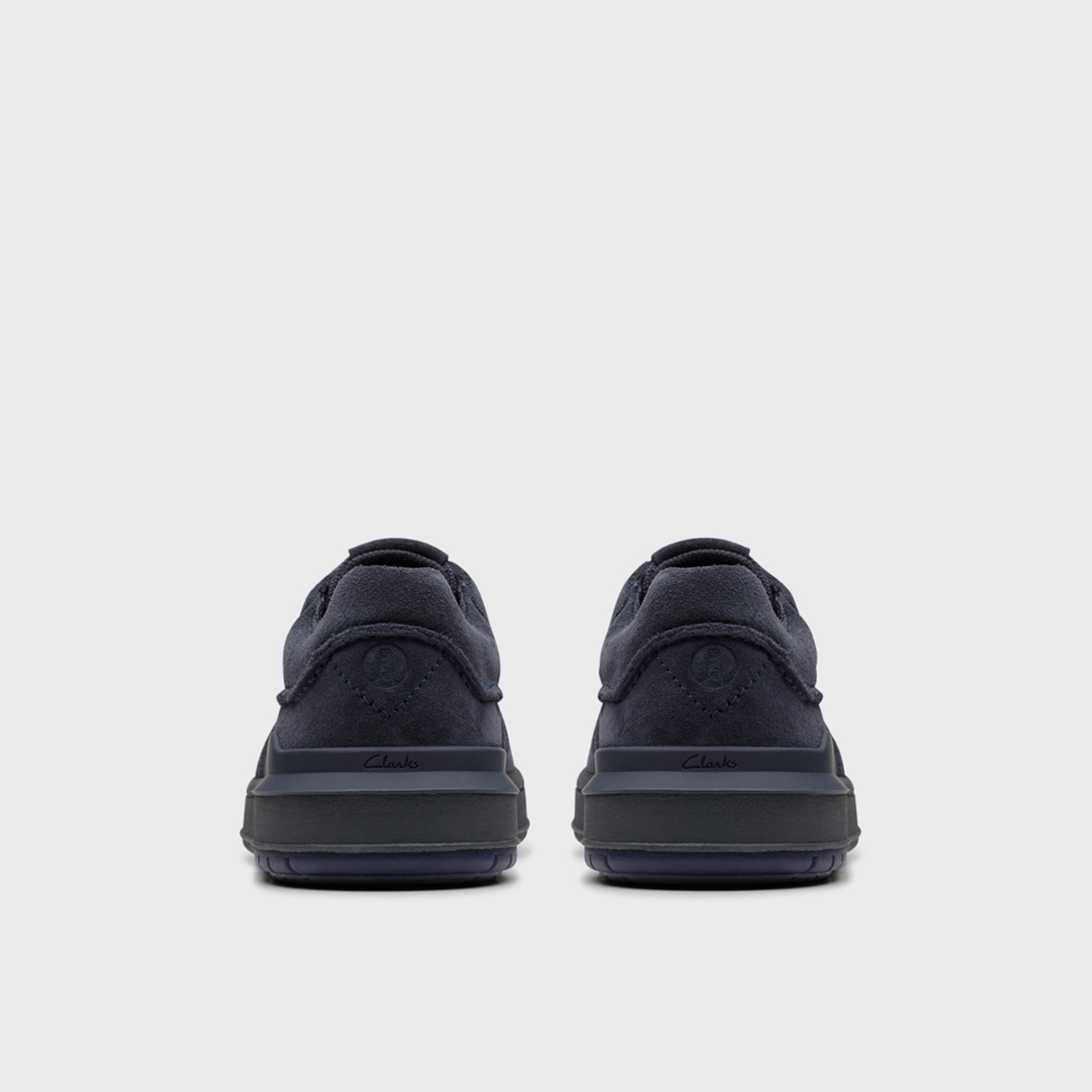 كلاركس - حذاء رياضي كورتلايت2 رجالي برباط منخفض الكاحل | 26183283-men-shoes-sneakers-image-5