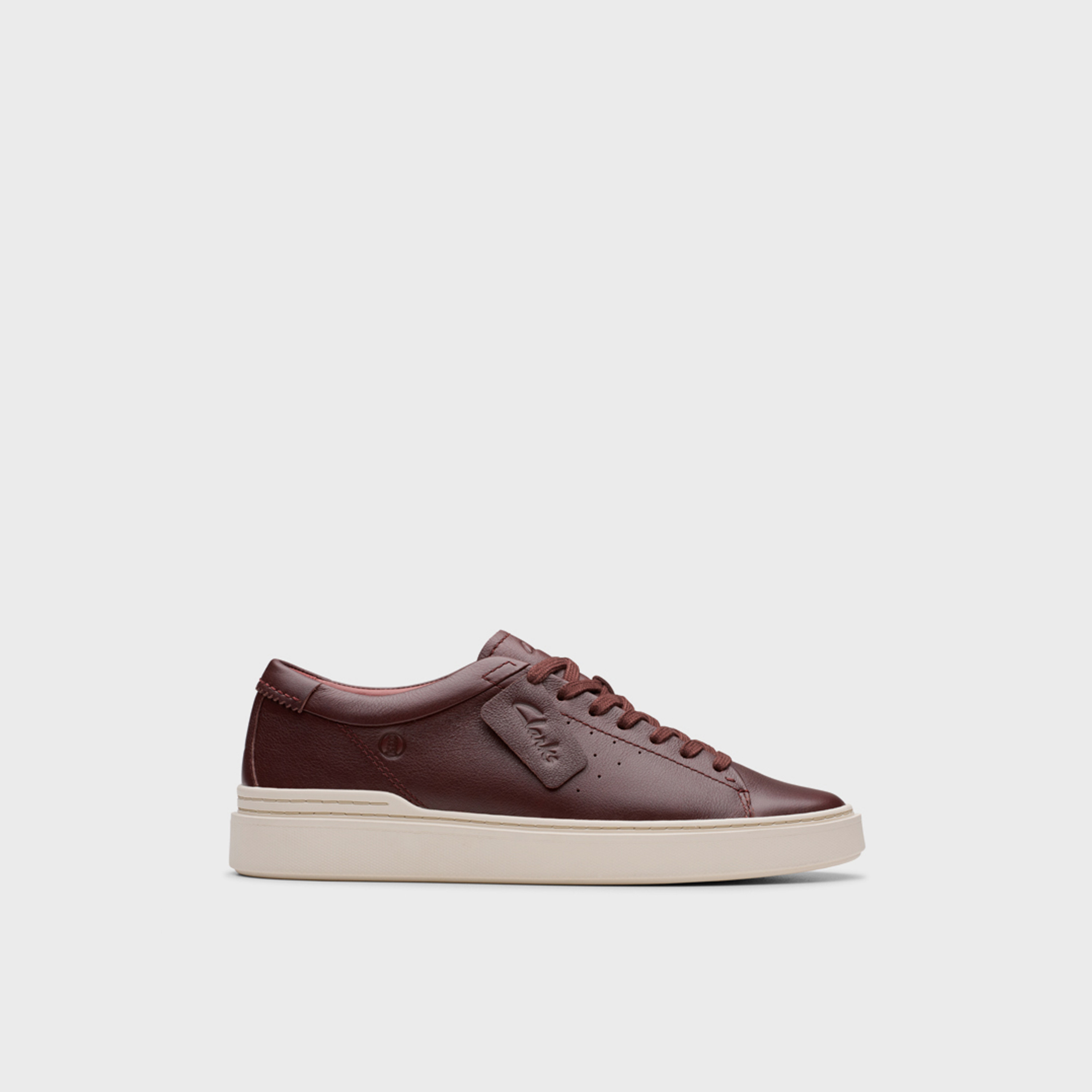 حذاء كرافت سويفت الرياضي برباط من كلاركس للرجال | 26183285-men-shoes-sneakers-image-2