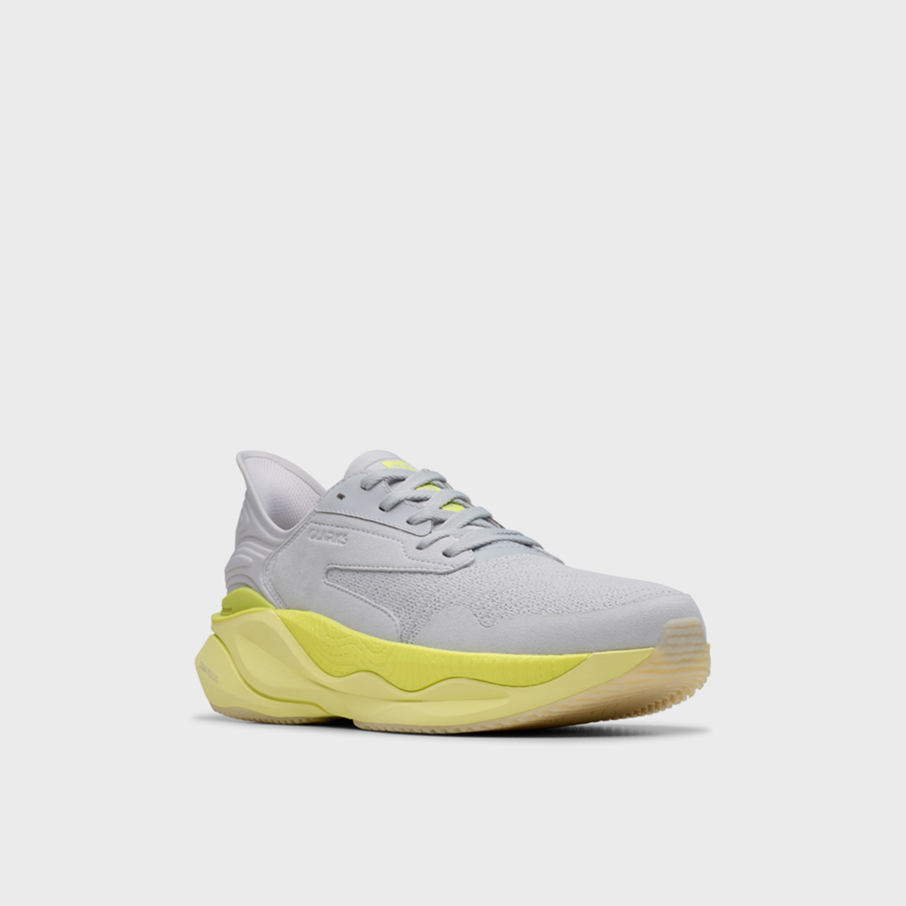 كلاركس - حذاء رياضي بايس رجالي برباط كاحل منخفض | 26184424-men-shoes-sneakers-image-1