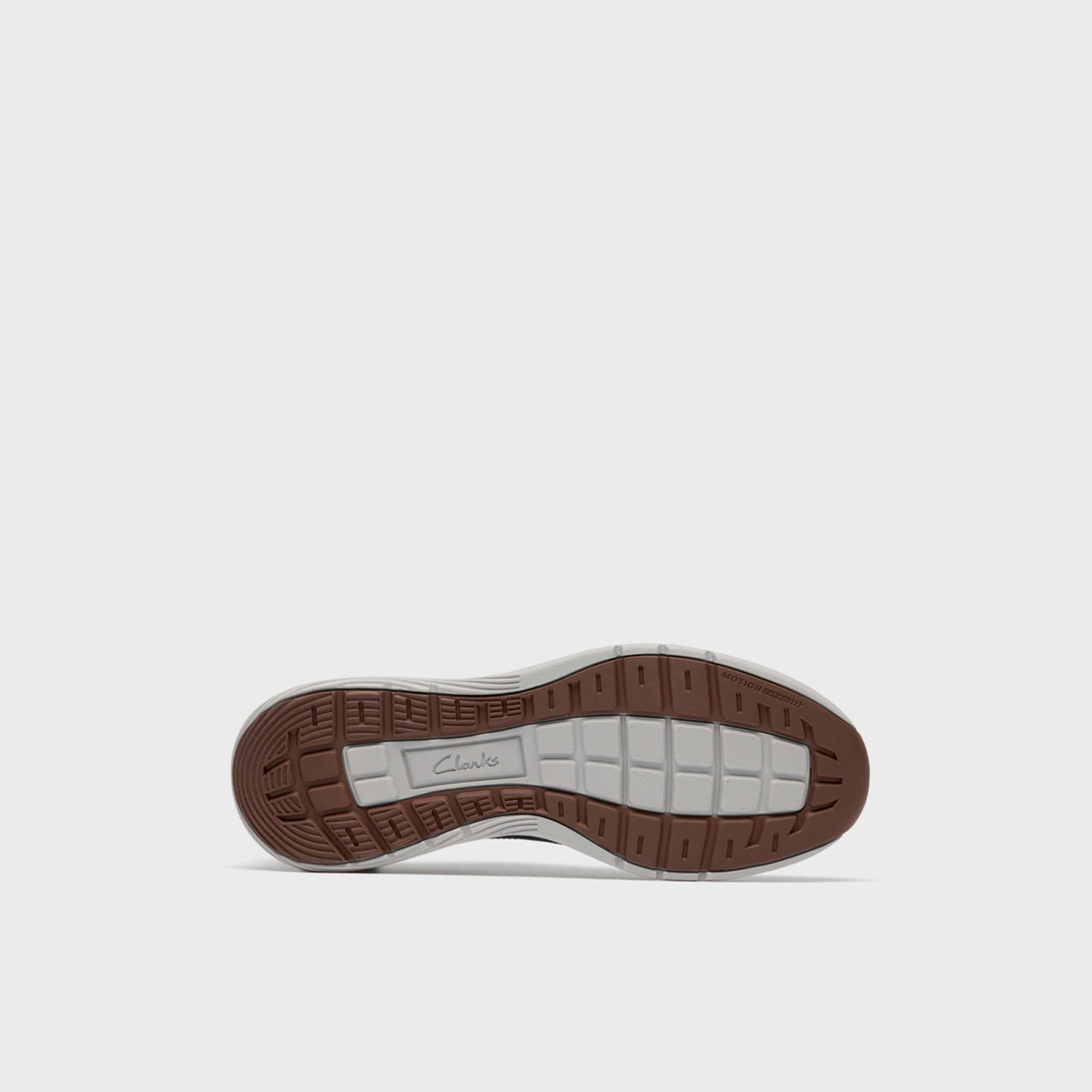 كلاركس - حذاء رياضي موشن تريك إل إكس منخفض الكاحل رجالي برباط | 26184783-men-shoes-sneakers-image-4