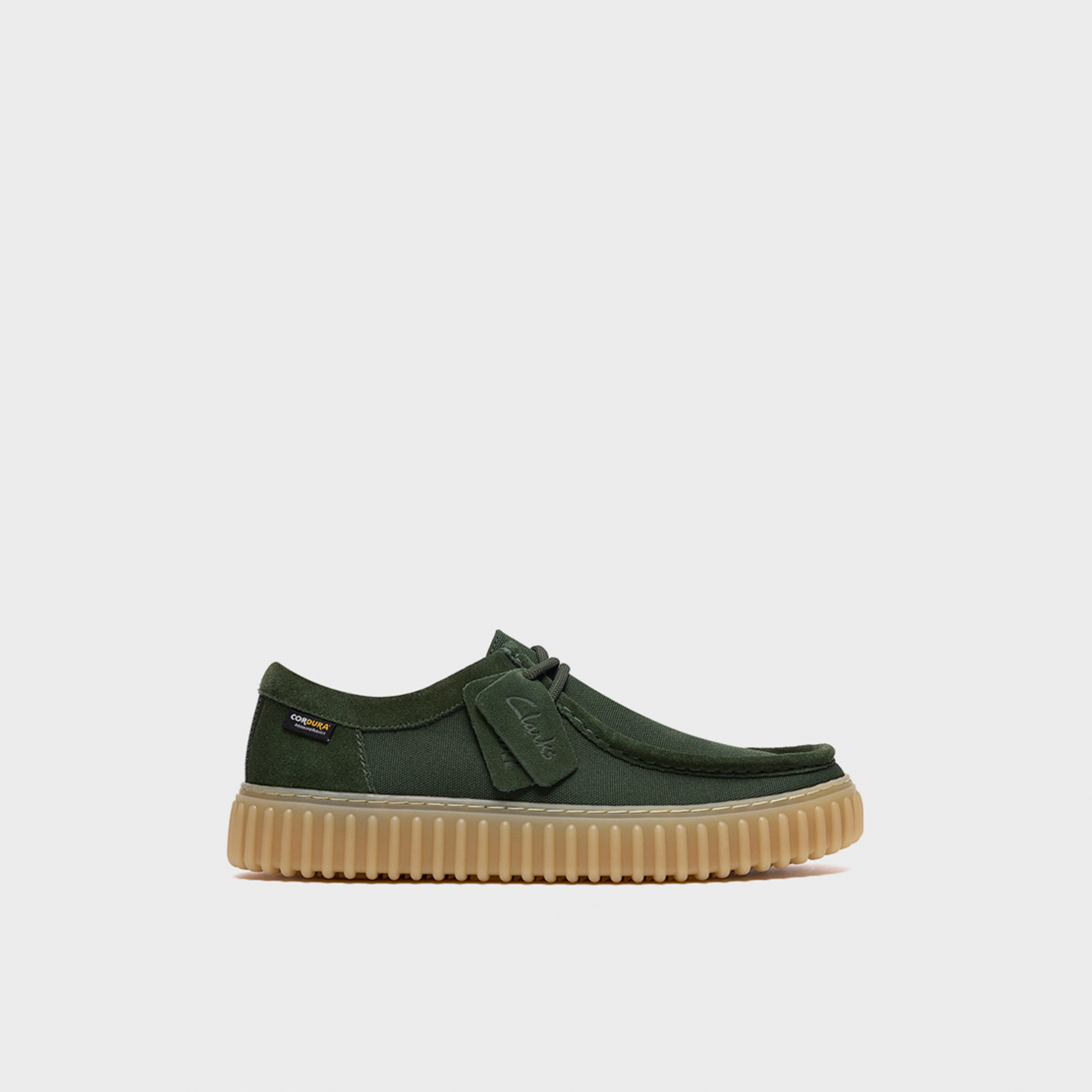 حذاء قارب رجالي من ماركة Clarks بنمط Torhill Lo ورباط | 26186160-men-shoes-loafersandmoccasins-image-2