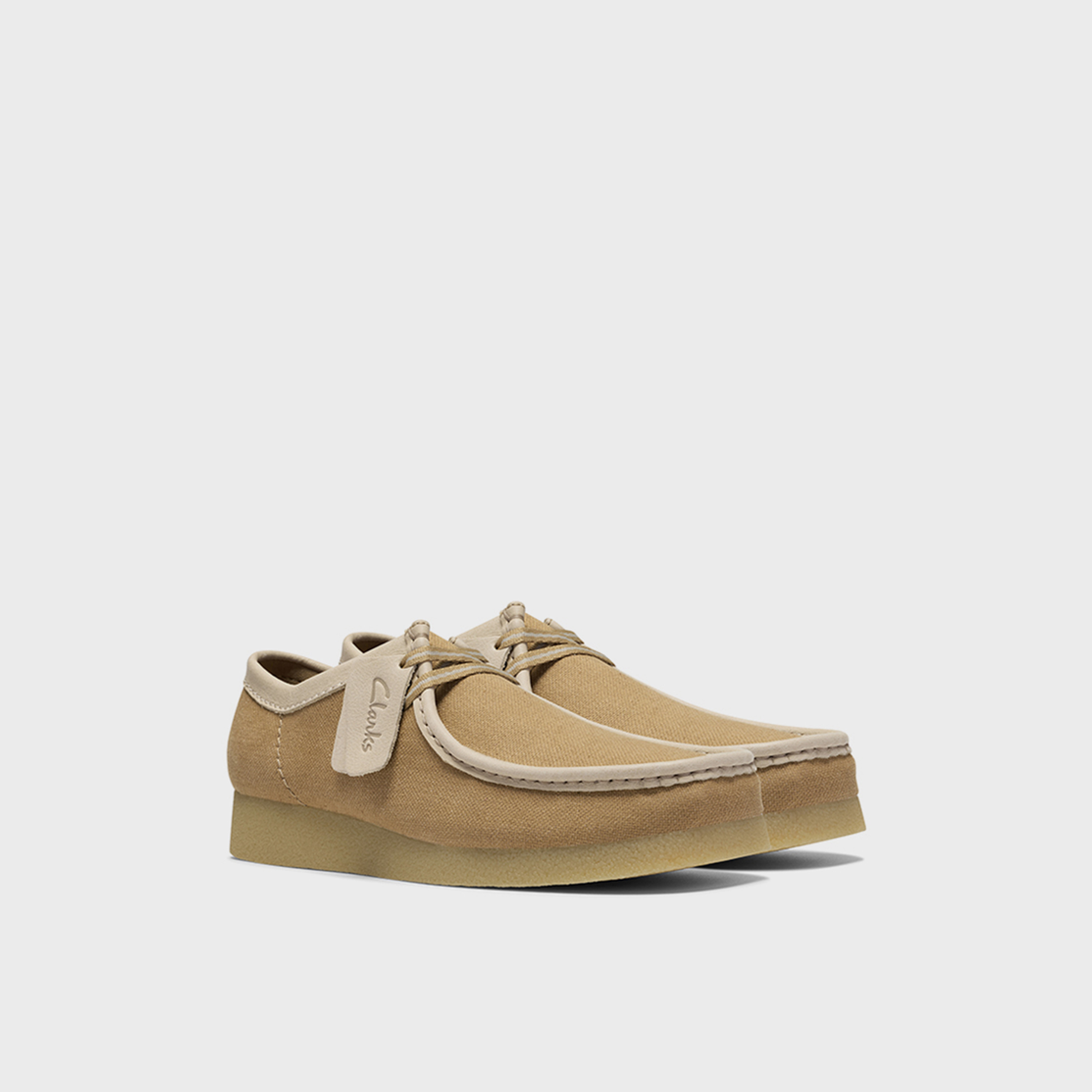حذاء ”والابي إيفو“ الرجالي من كلاركس ذو الأربطة | 26186169-men-shoes-loafersandmoccasins-image-1