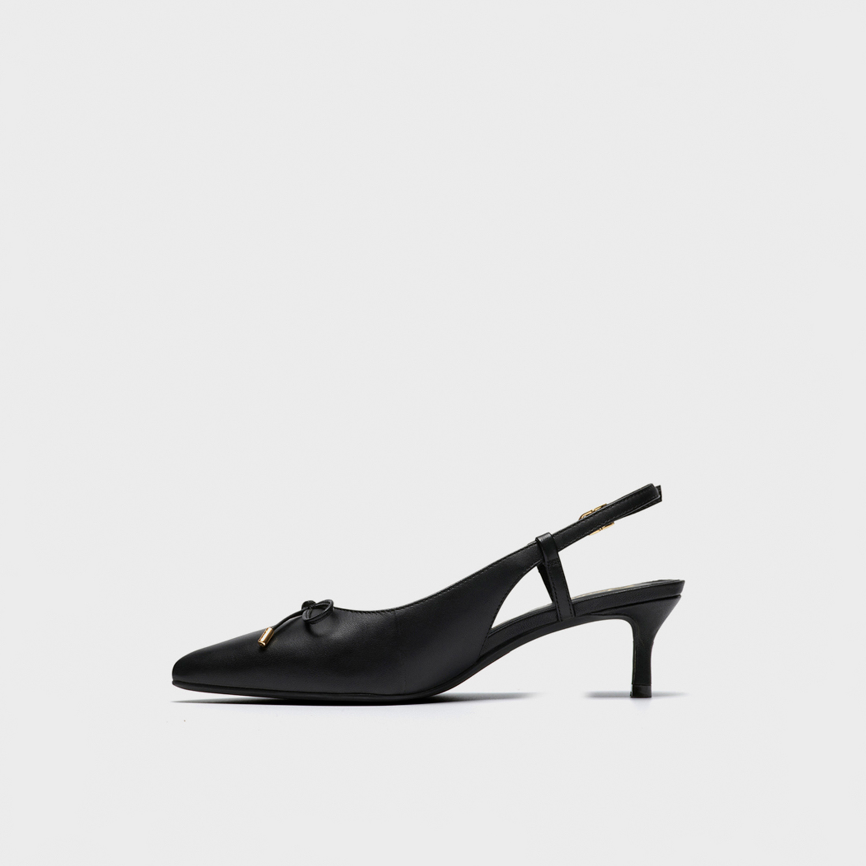 أحذية كلاركس النسائية زاري ذات الكعب الصغير المزينة بفيونكة | 26186343-women-shoes-heels-image-3