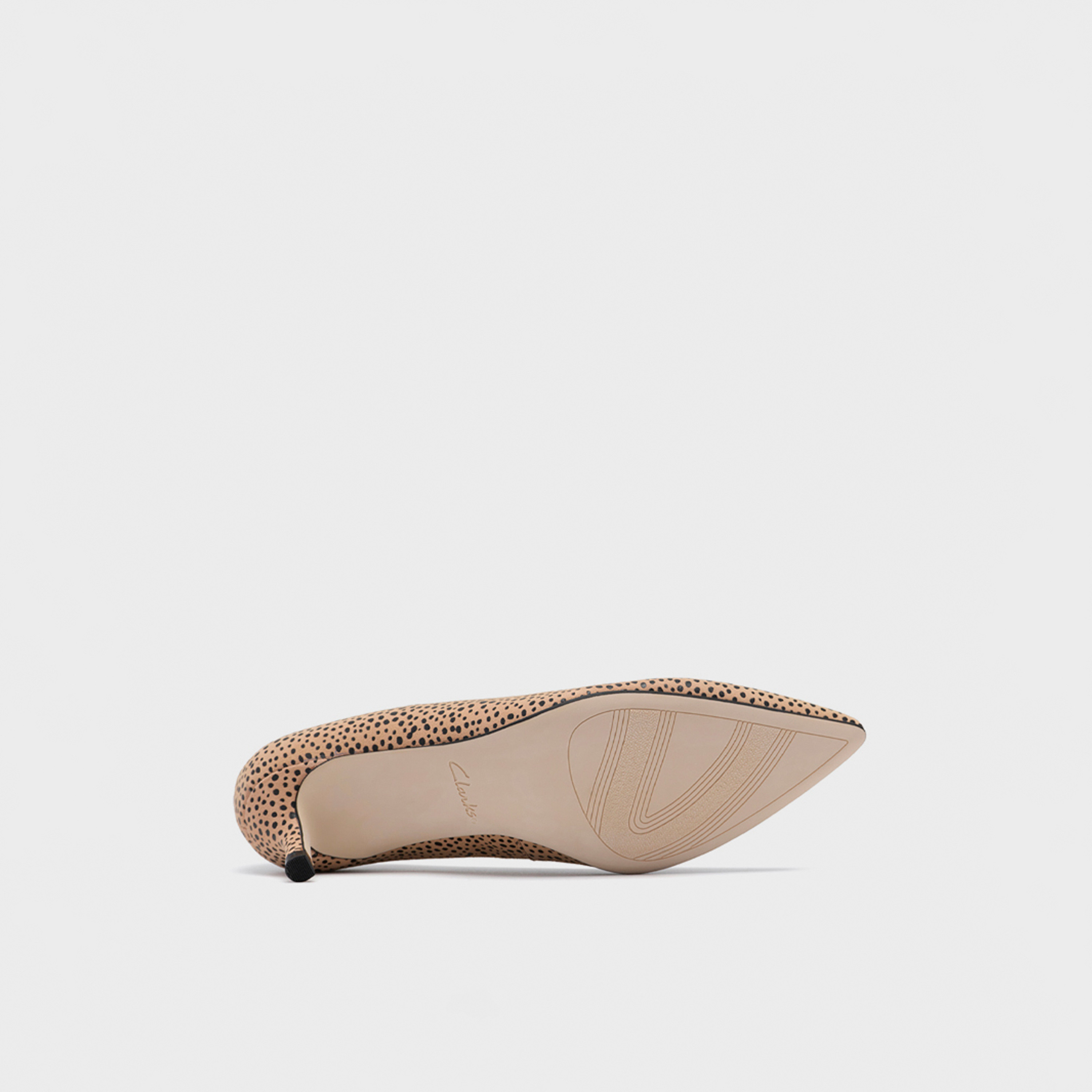 Clarks Womens Slip-On Zarey Court Kitten Pumps | 26186345-women-shoes-heels-image-4