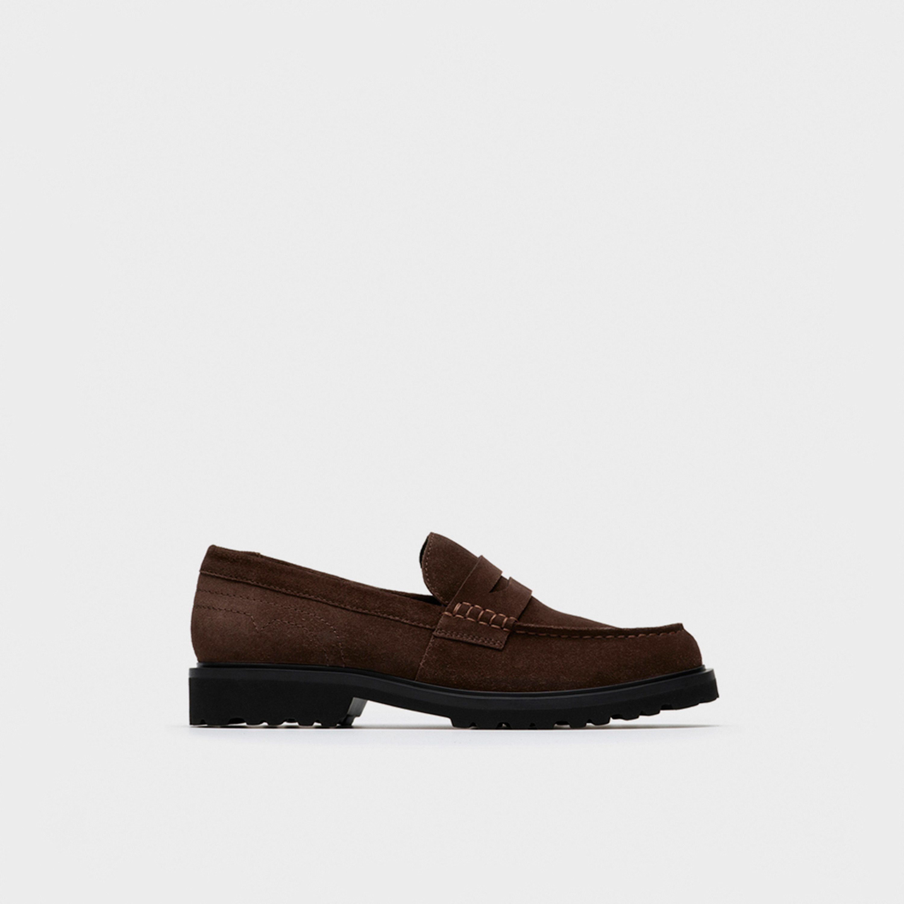 أحذية كلاركس الرجالية سهلة الارتداء، طراز بيرويك لو | 26186396-men-shoes-loafersandmoccasins-image-2