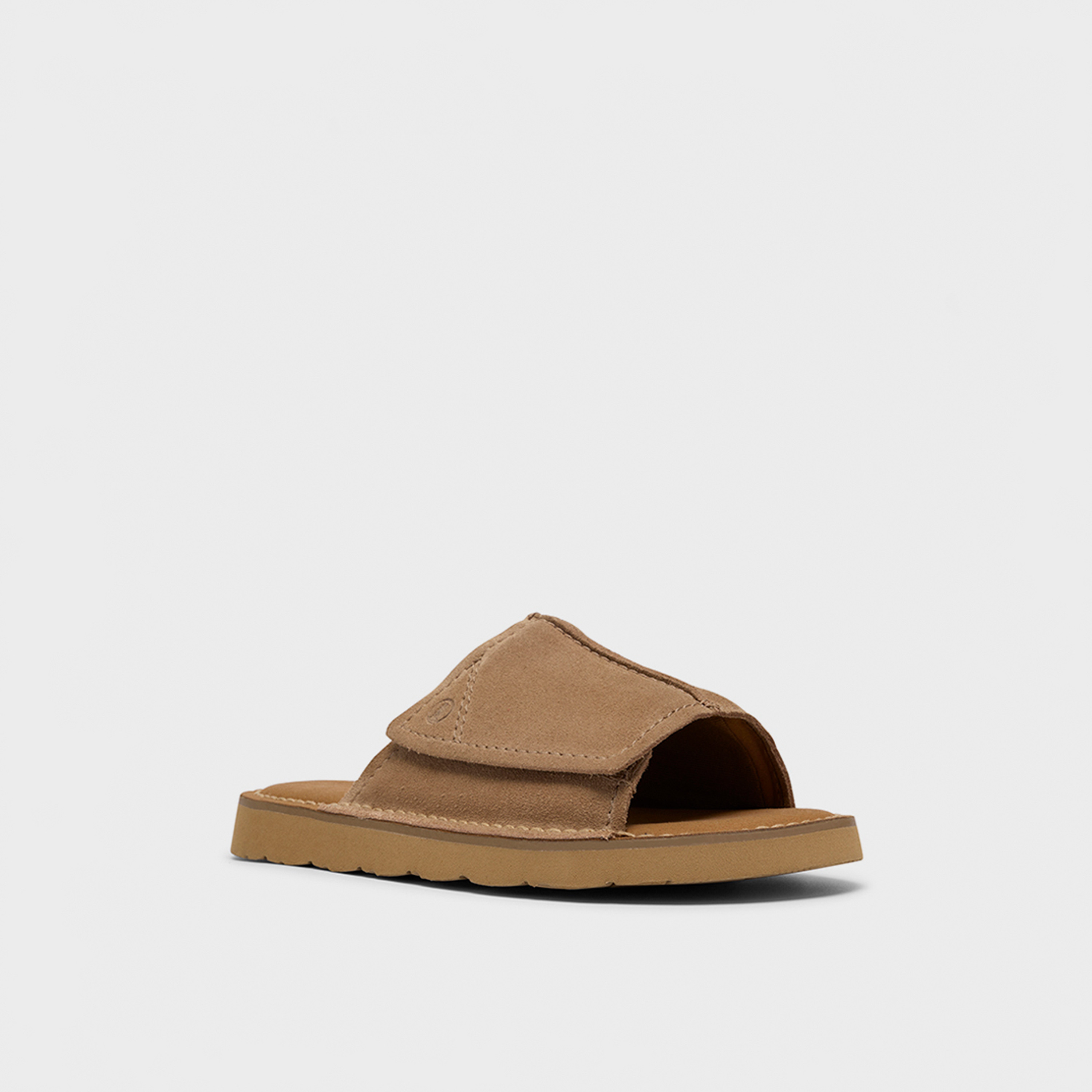 صنادل كلاركس الرجالية سهلة الارتداء، طراز سولسبري | 26186457-men-shoes-sandals-image-1