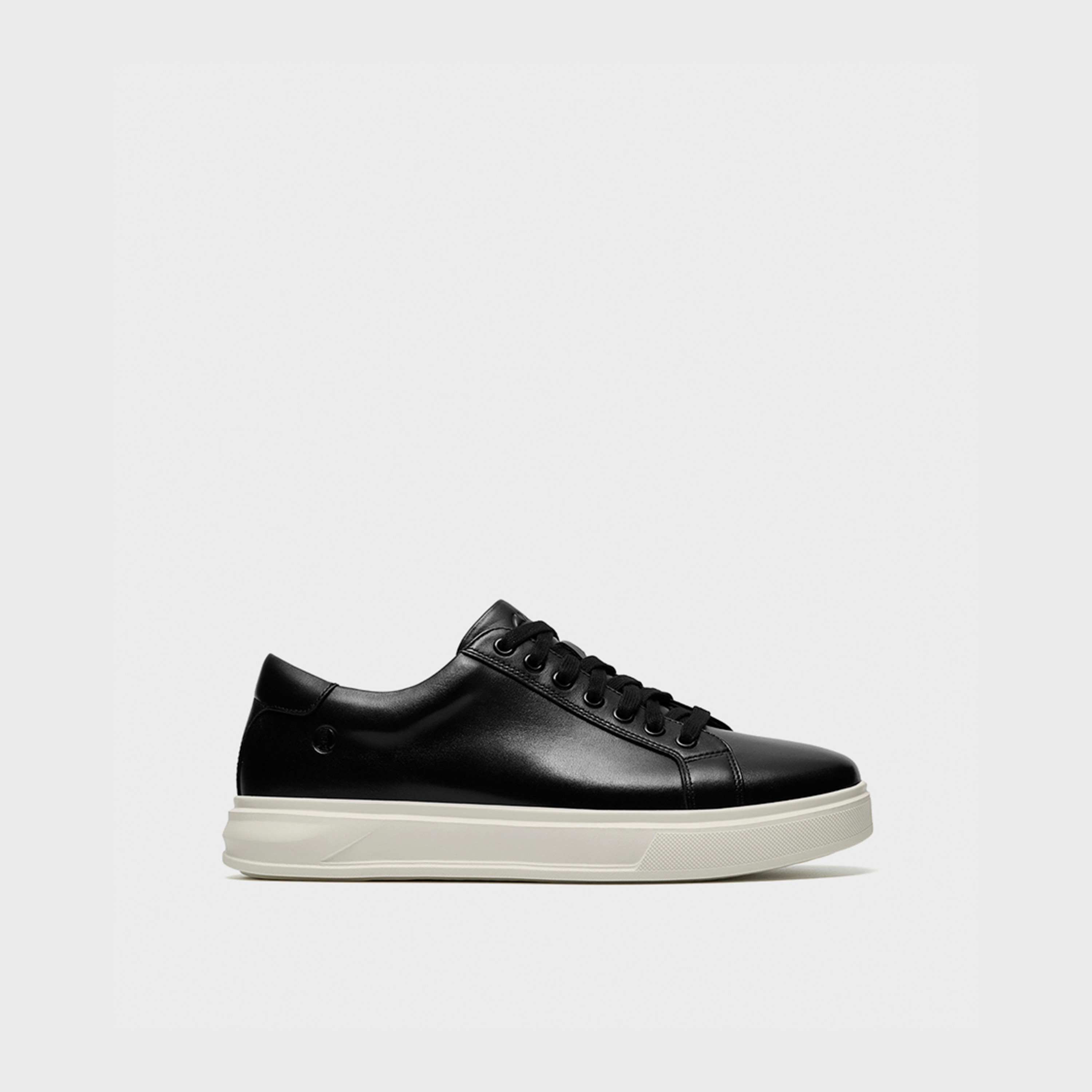 Clarks Mens Lace-Up Goswell Tie Low Ankle Sneakers | 26186559-men-shoes-sneakers-image-2