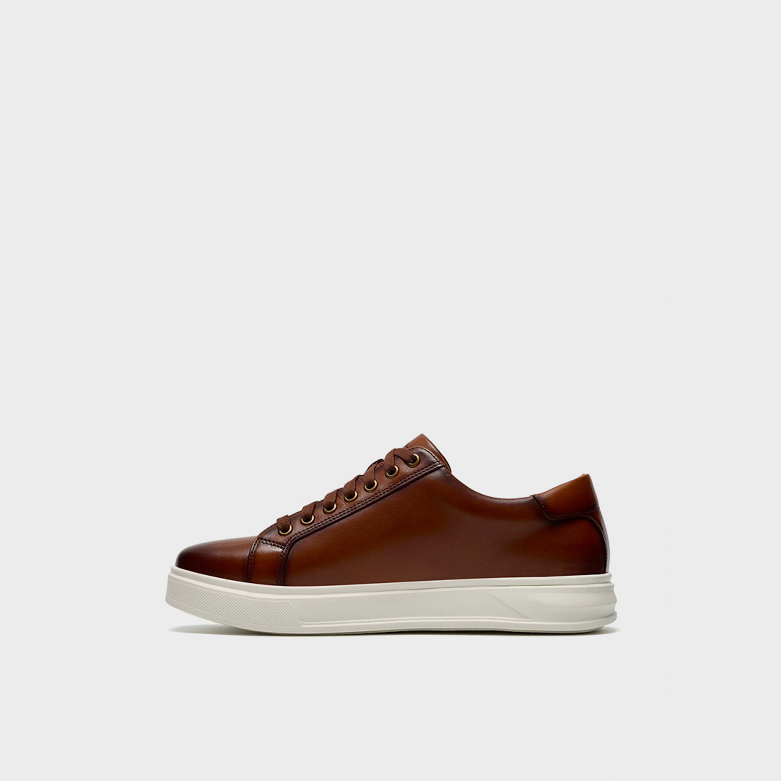 أحذية رياضية رجالية من كلاركس برباط، طراز جوسويل تاي، منخفضة الكاحل | 26186561-men-shoes-sneakers-image-3