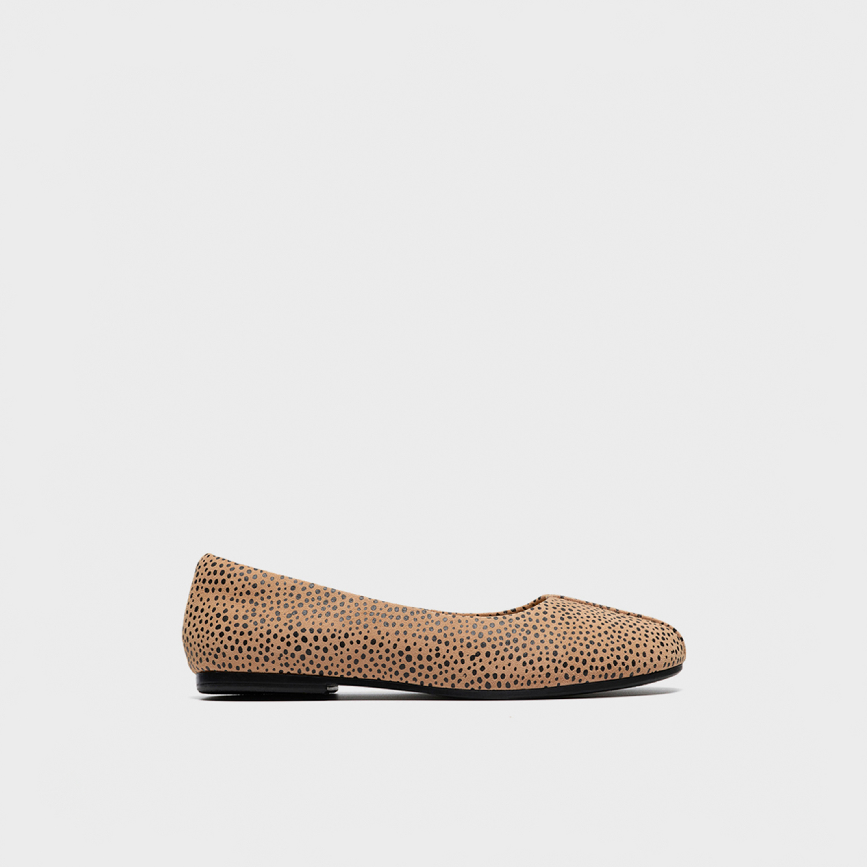 Clarks Womens Slip-On Livia Lily Flat Round Toe Ballerinas | 26186656-women-shoes-ballerinas-image-2