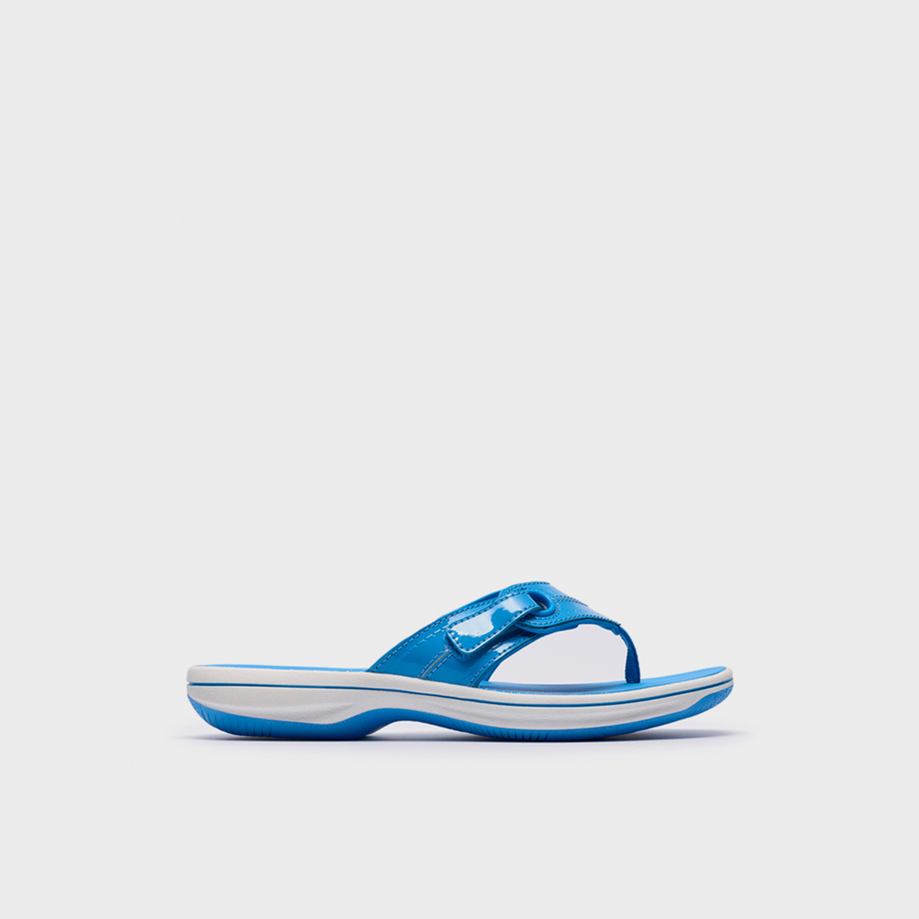 شبشب كلاركس النسائي سهل الارتداء برينكلي رينا | 26186855-women-shoes-flipflopsandslides-image-2