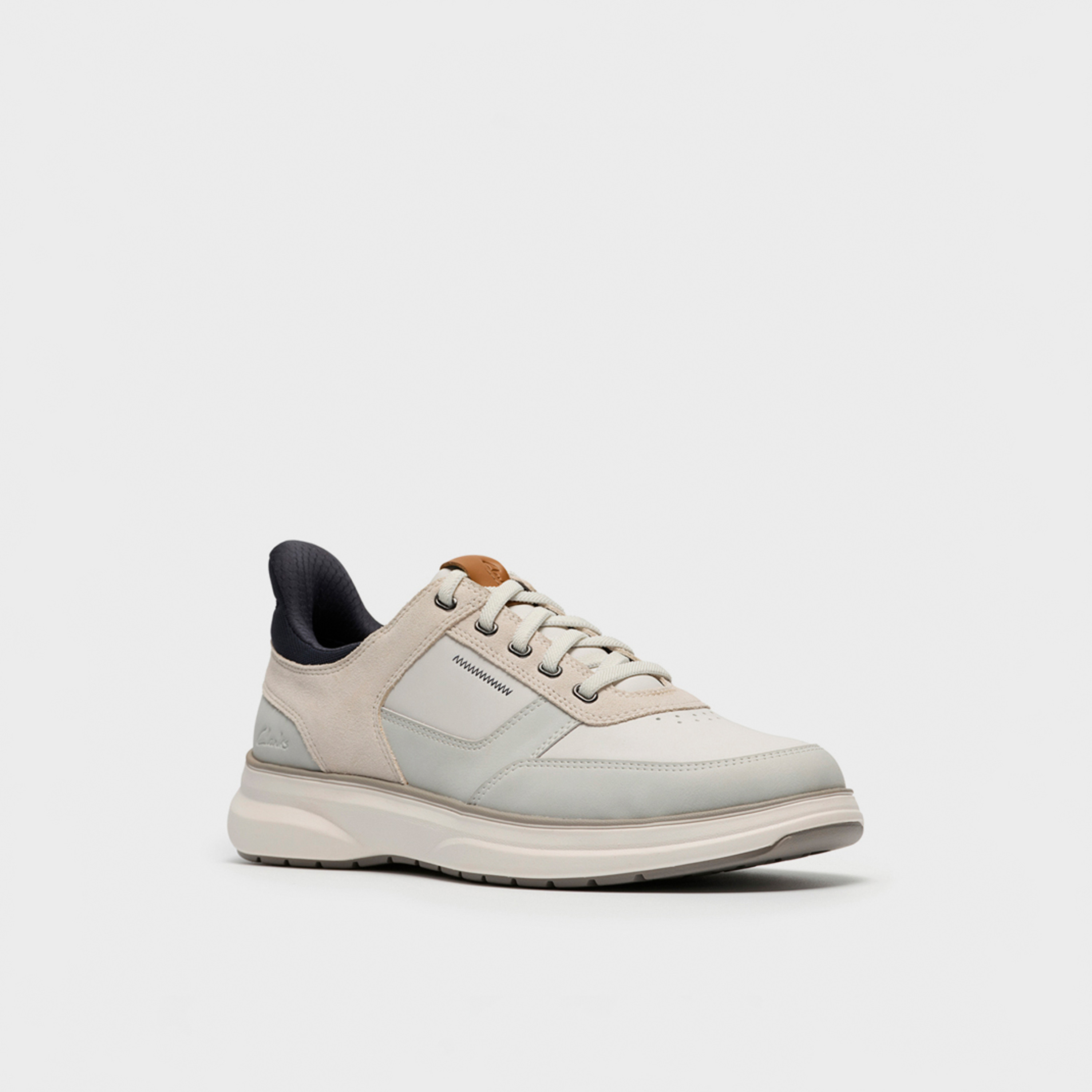 أحذية رياضية رجالية من كلاركس برباط، طراز مولان إيزي، منخفضة الكاحل | 26187388-men-shoes-sneakers-image-1