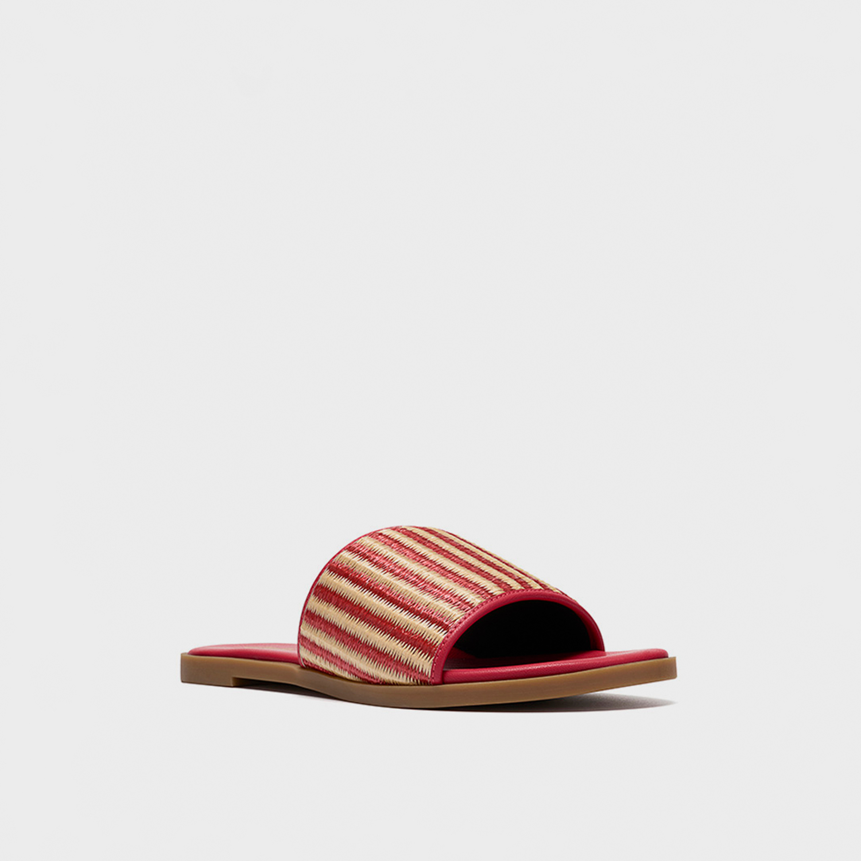 صنادل إريسيا سهلة الارتداء من كلاركس للنساء | 26187894-women-shoes-flipflopsandslides-image-1