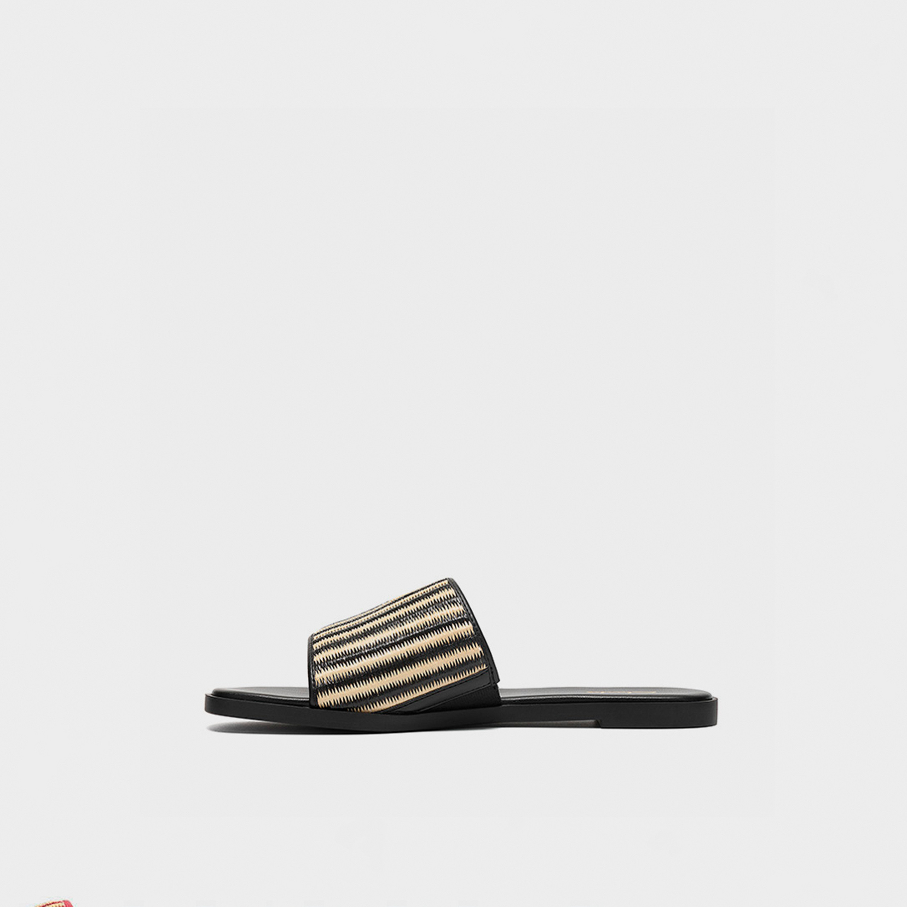 صنادل إريسيا سهلة الارتداء من كلاركس للنساء | 26187895-women-shoes-flipflopsandslides-image-3