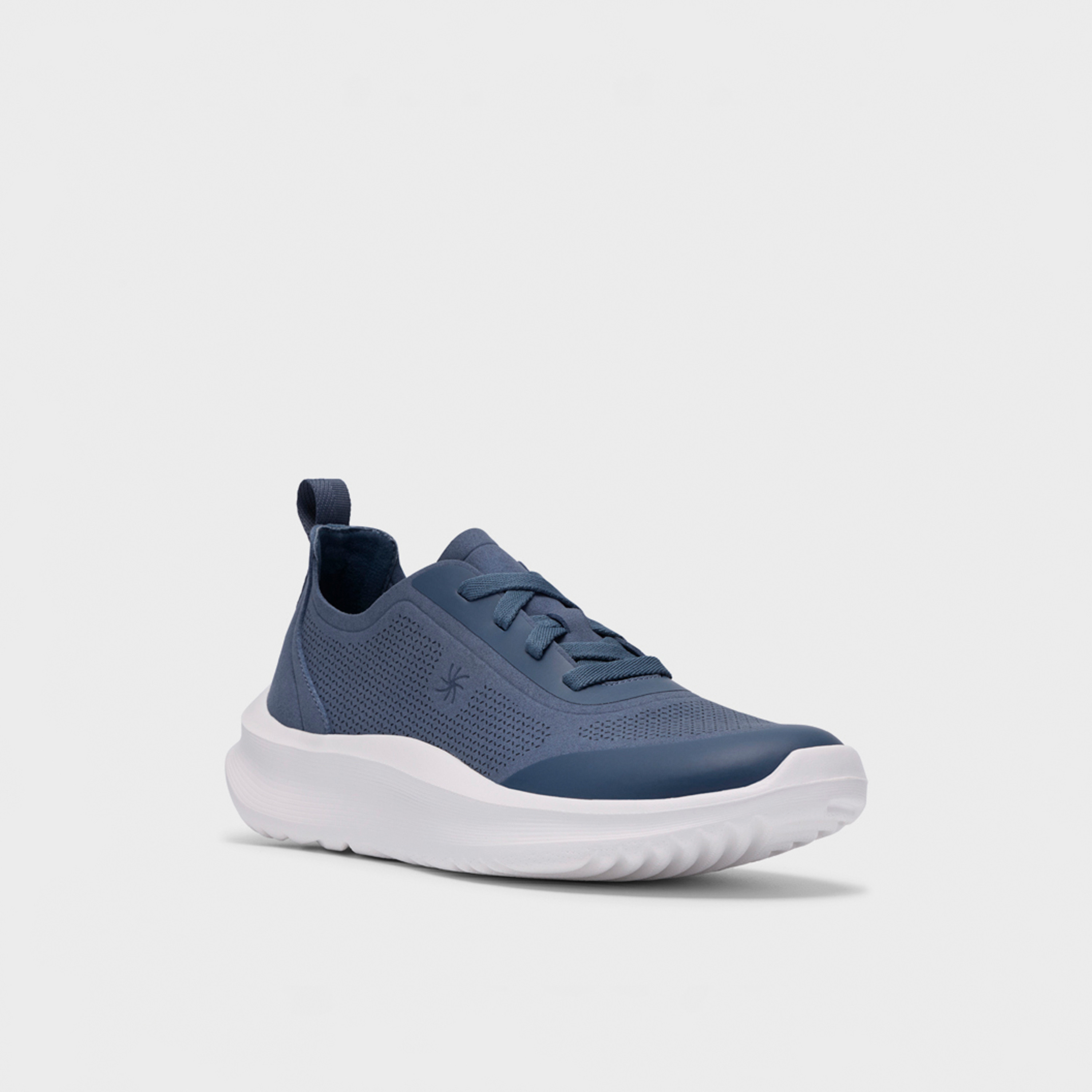 كلاركس - حذاء رياضي نسائي شبكي برباط كاحل منخفض | 26188665-women-shoes-sneakers-image-1