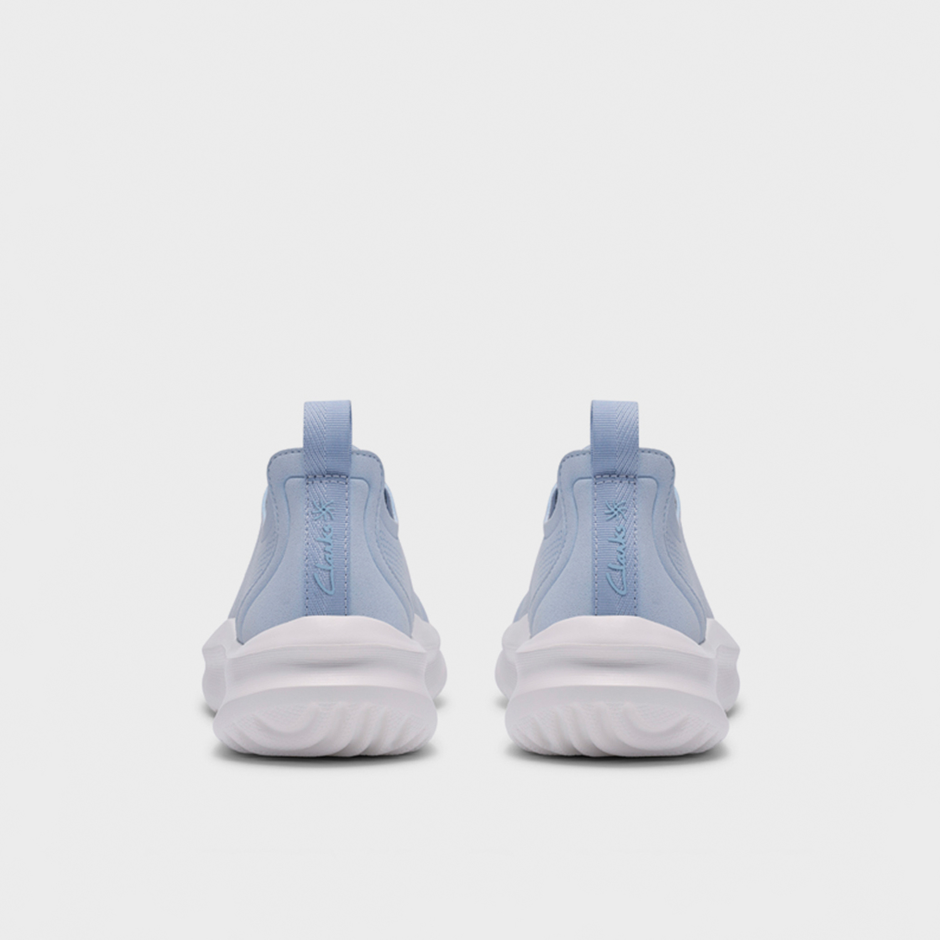 كلاركس - حذاء رياضي نسائي شبكي برباط كاحل منخفض | 26188667-women-shoes-sneakers-image-3
