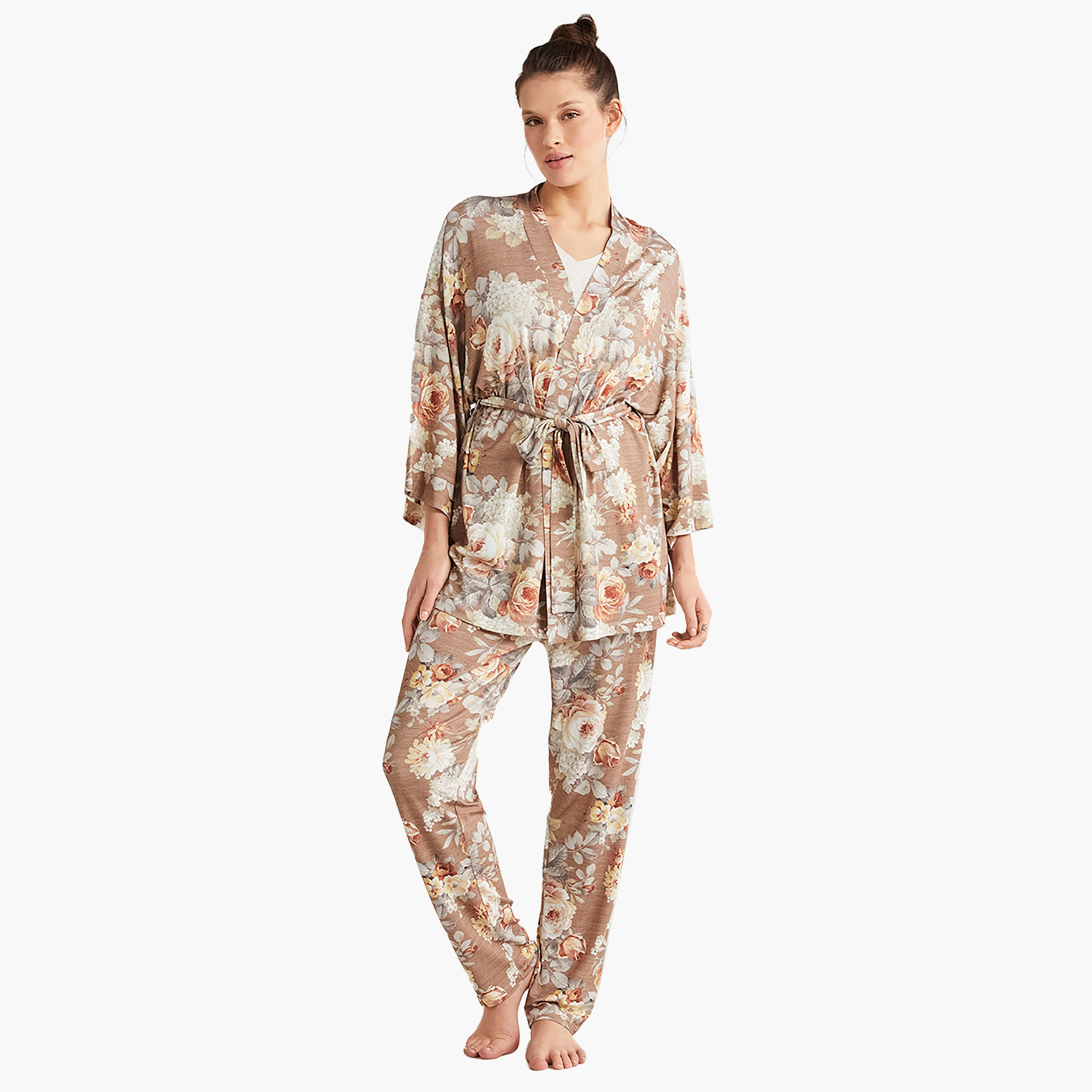 طقم رداء المكون من 3 قطع مع تي شيرت بفتحة رقبة V وبنطلون ورداء نسائي من كاثرينز-women-clothing-nightwear-pyjamas-longsets-image-1