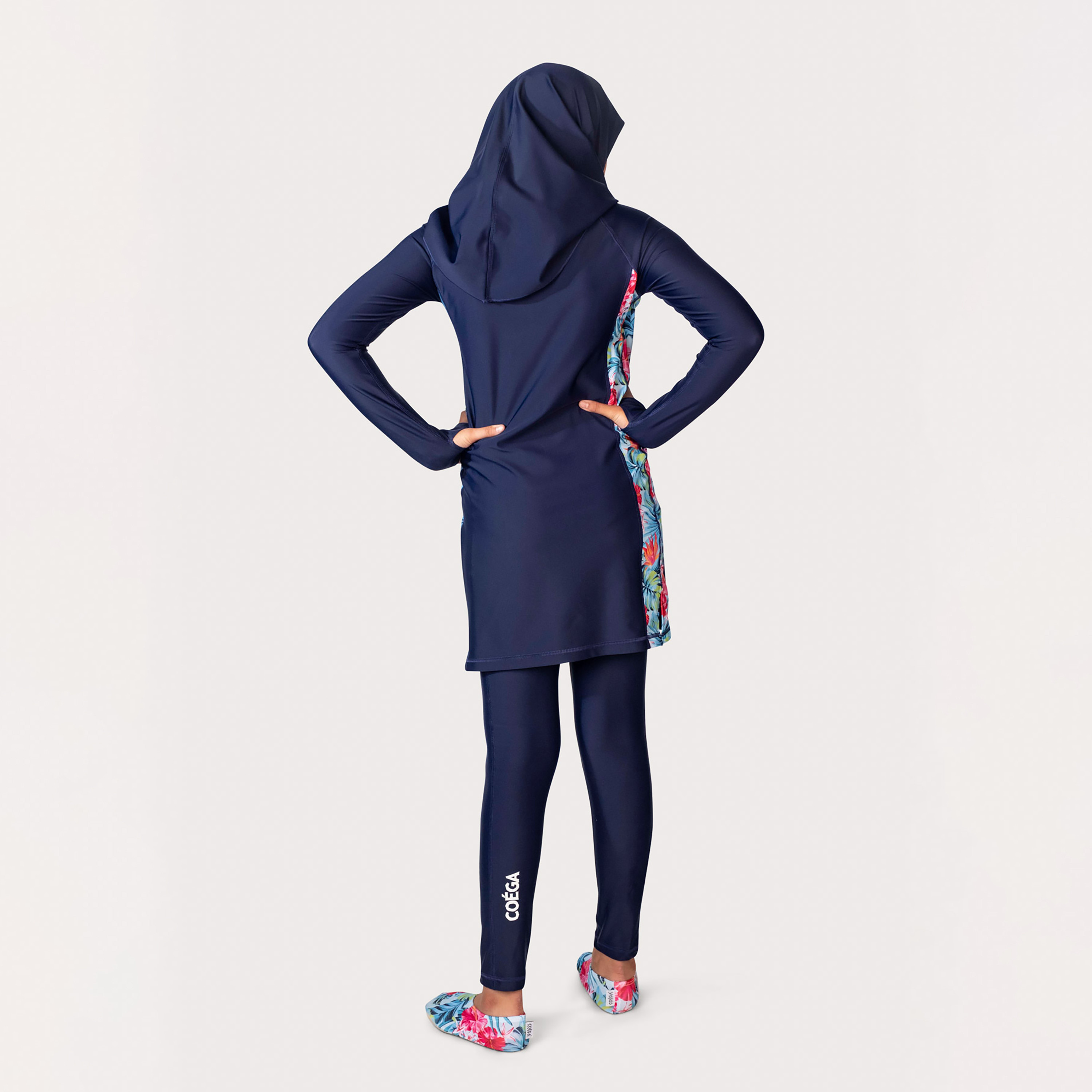  طقم ملابس سباحة ذو محتشمة شبابية للبنات من ثلاث قطع بلون أزرق من كويغا-girls-clothing-swimwear-image-3