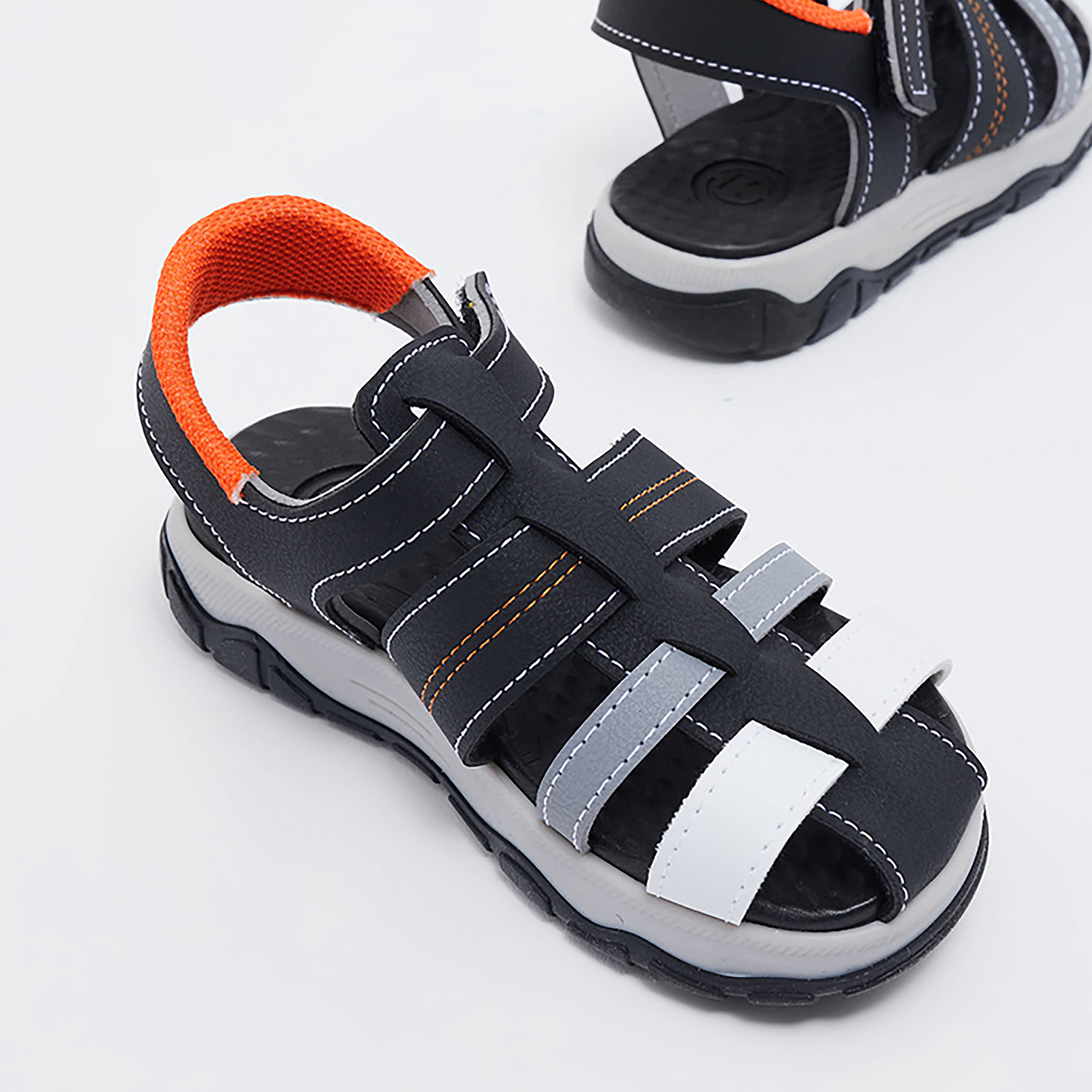 2624-109-13958 | صندل ذو كلر بلوك من موليكينهو للأطفال مع مزود بشريط فيلكرو-boys-shoes-sandals-image-8