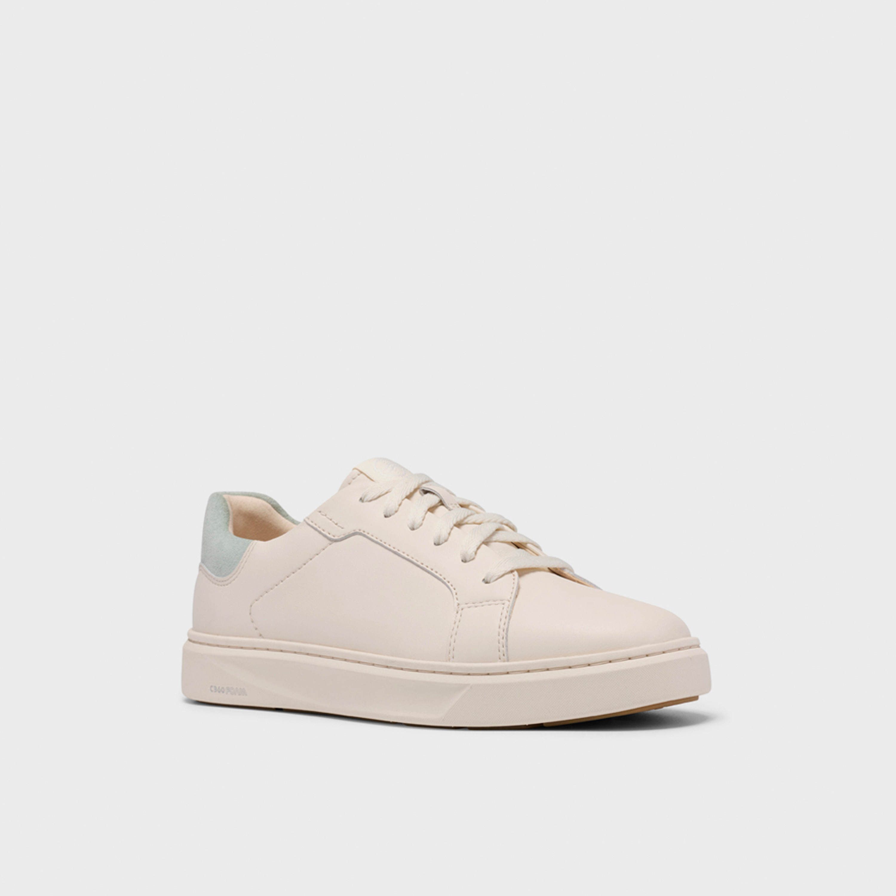 كلاركس - حذاء رياضي جلد نسائي برباط كاحل منخفض | 26327906-women-shoes-sneakers-image-1
