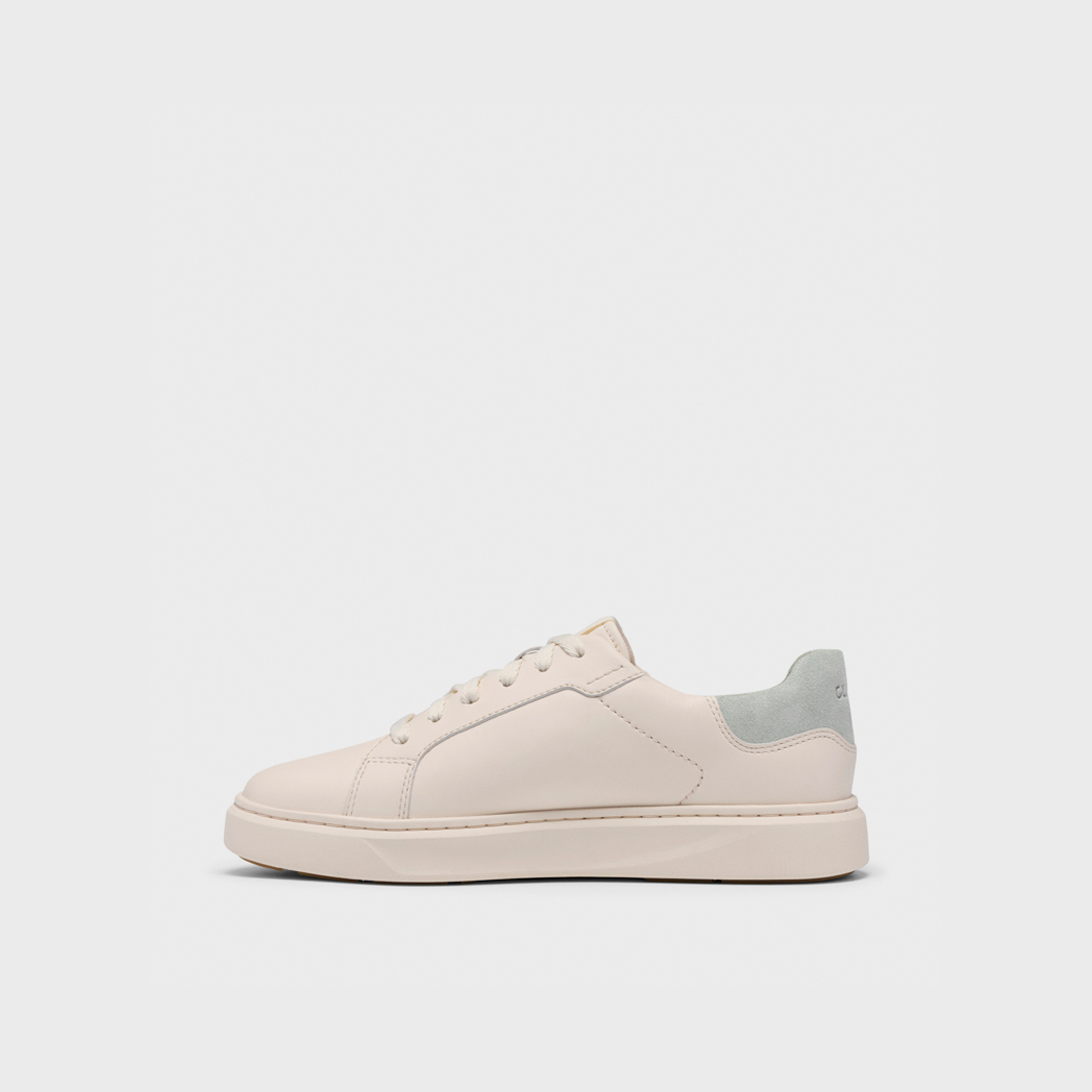 كلاركس - حذاء رياضي جلد نسائي برباط كاحل منخفض | 26327906-women-shoes-sneakers-image-2