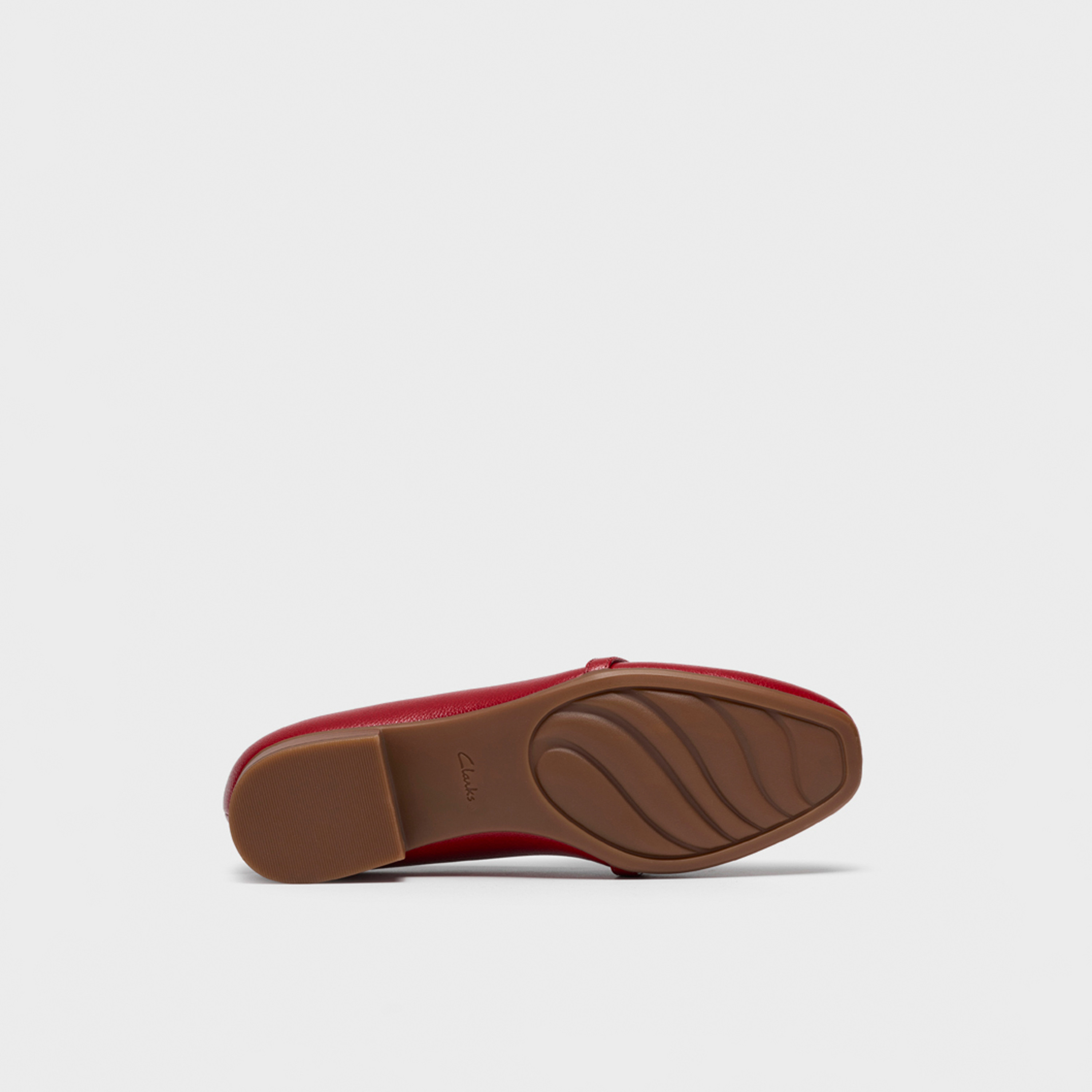 كلاركس - حذاء جلد نسائي سهل الارتداء بكعب عريض | 26328259-women-shoes-loafersandmoccasins-image-4