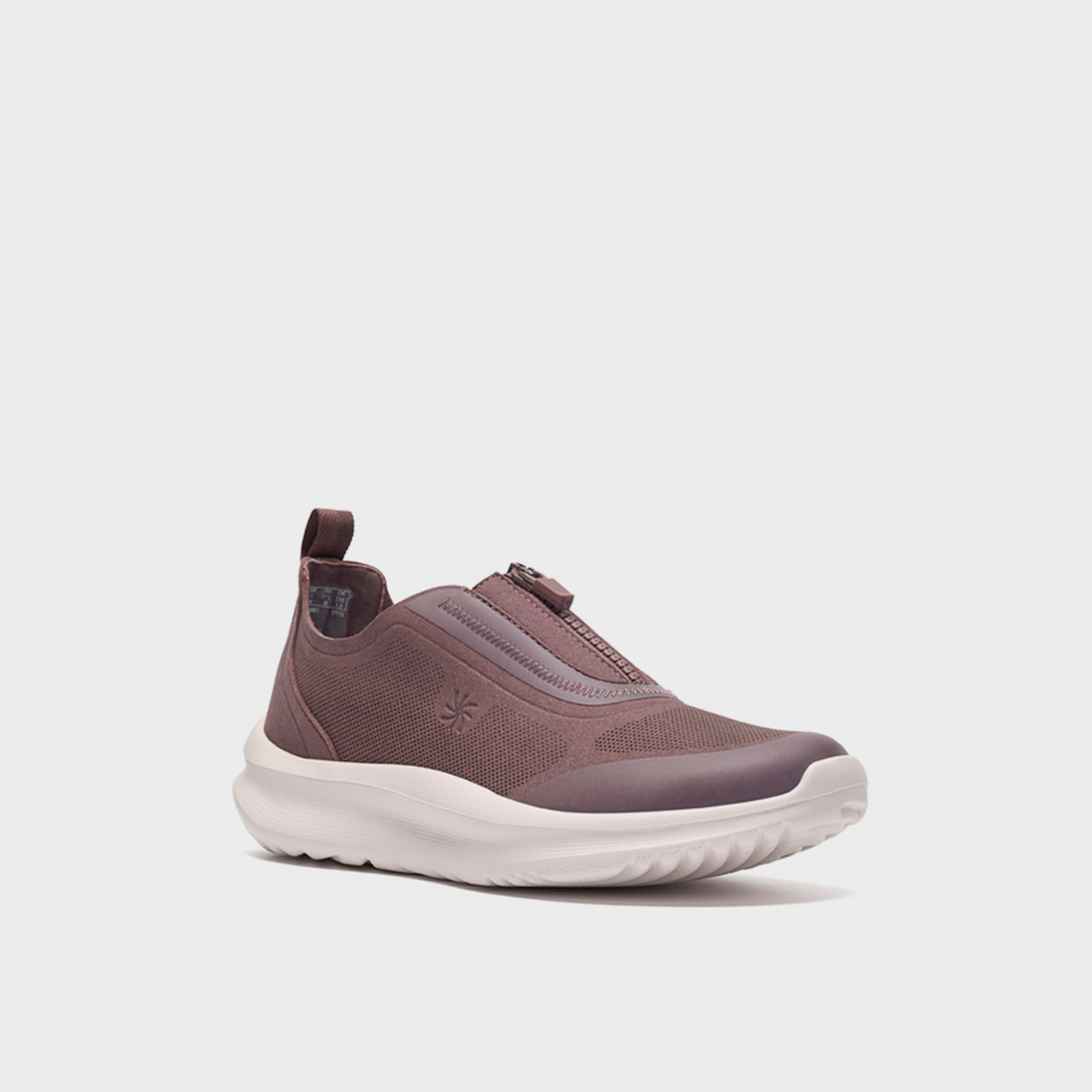 كلاركس - حذاء رياضي نسائي شبكي سهل الارتداء كاحل منخفض | 26328576-women-shoes-sneakers-image-1