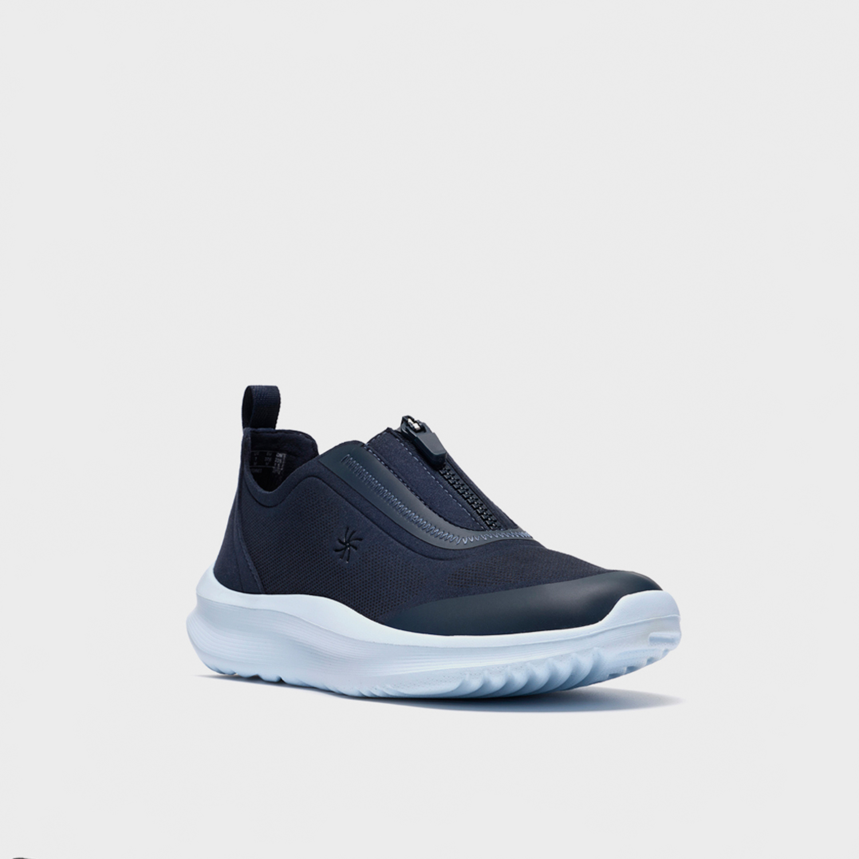 كلاركس - حذاء رياضي نسائي شبكي بسحاب قصير للكاحل | 26329735-women-shoes-sneakers-image-1