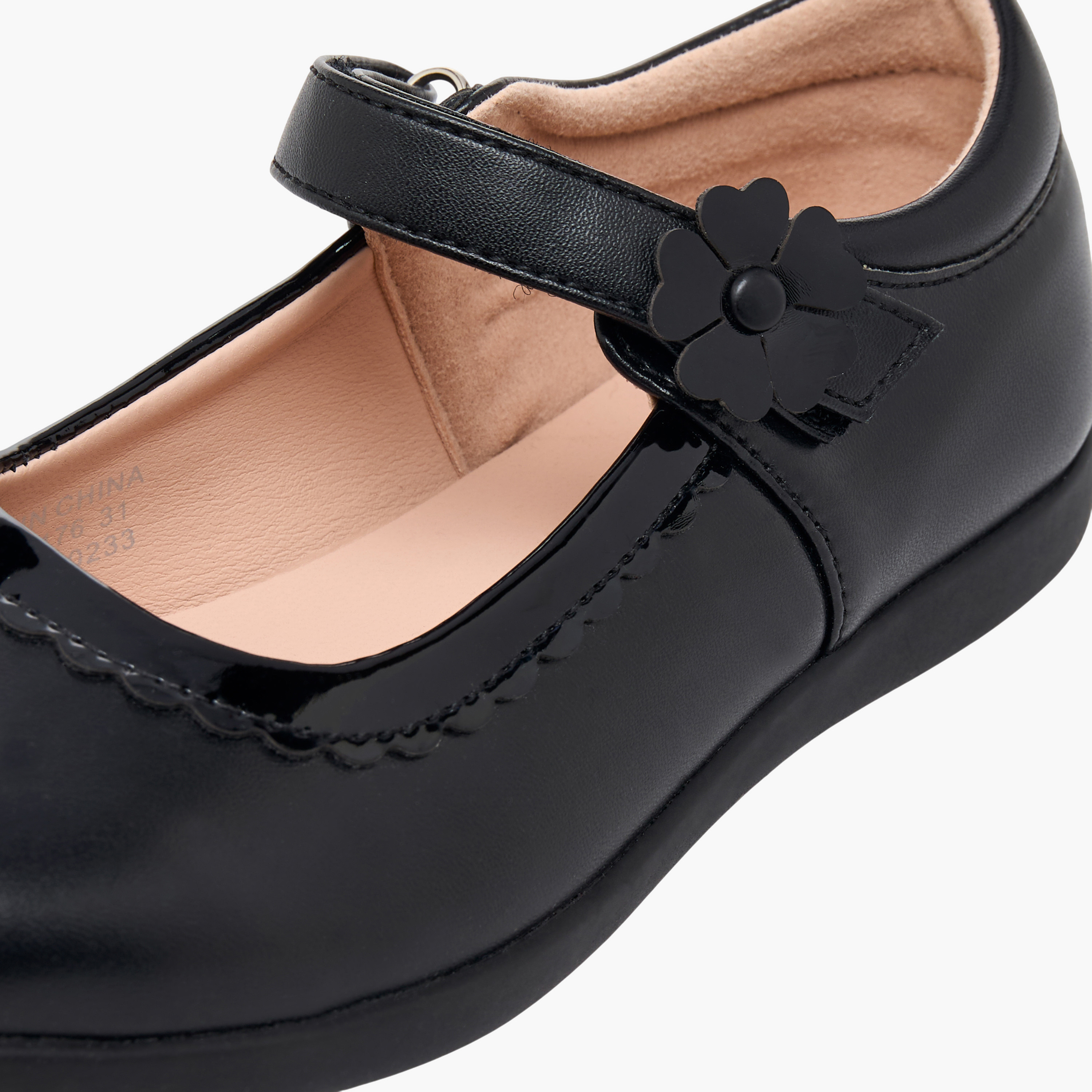 حذاء مدرسي بشريط لاصق للبنات من فلورا بيلا-girls-shoes-maryjanes-image-8