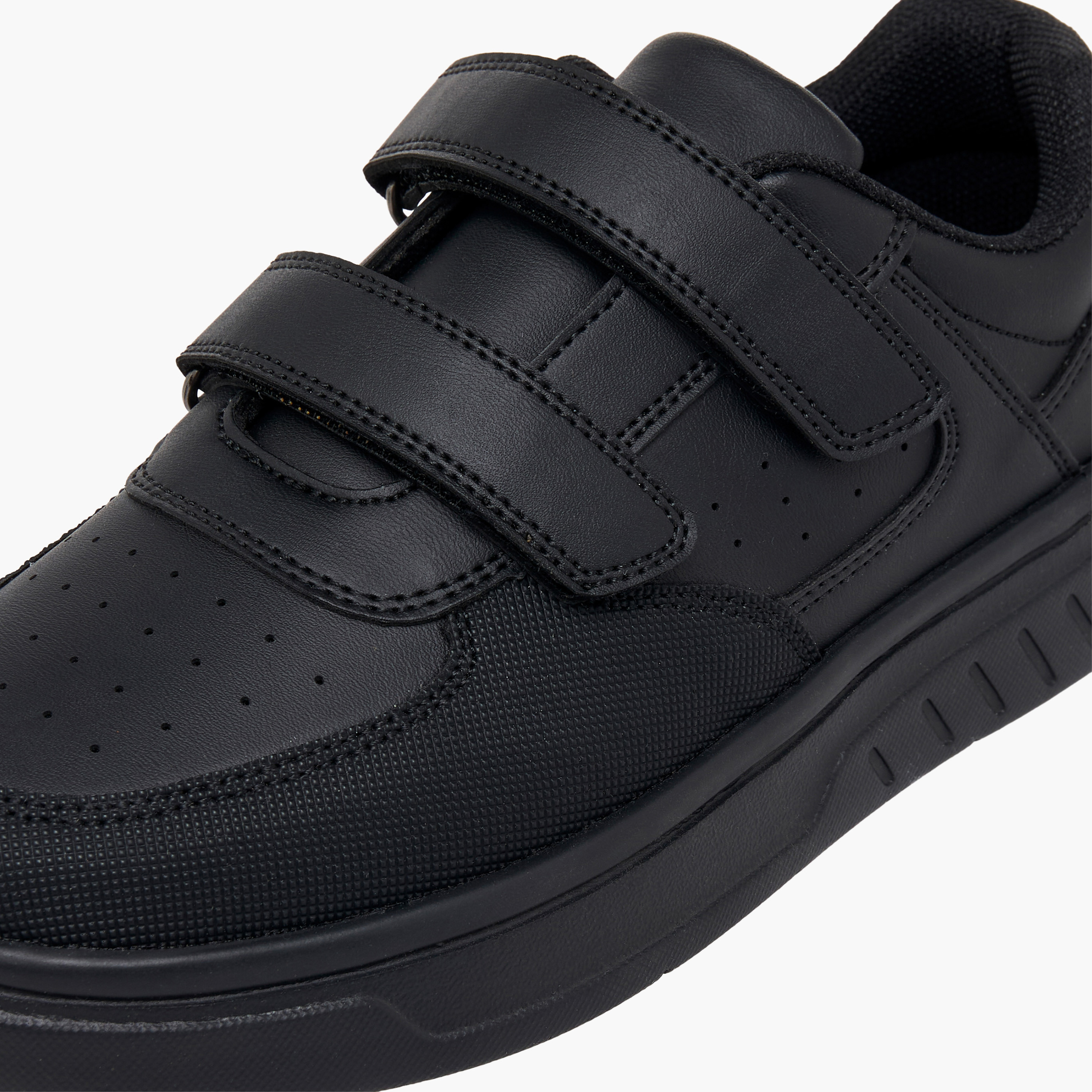 حذاء مدرسي بشريط إغلاق للأولاد من أل بي أل من شو إكسبريس-boys-shoes-schoolshoes-image-7