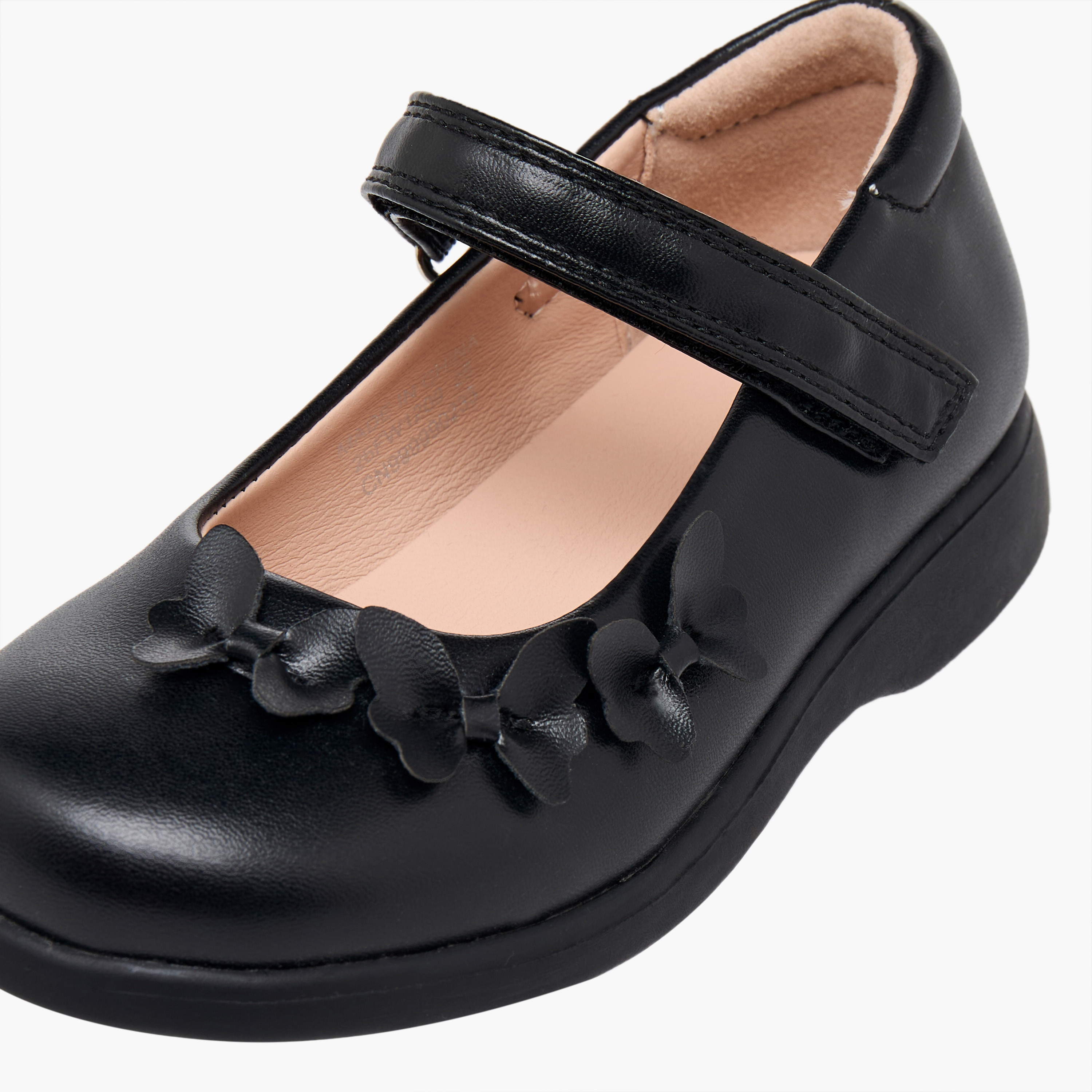 حذاء مدرسي بشريط إغلاق لاصق وتفاصيل فراشات للبنات من فلورا بيلا-girls-shoes-maryjanes-image-8