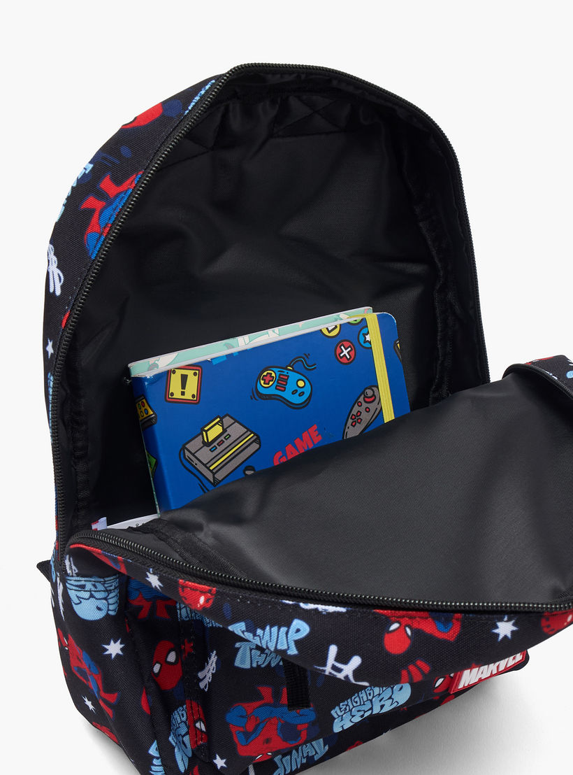 شنطة ظهر مدرسية بأحزمة كتف قابلة للتعديل وطبعات سبايدرمان للأولاد بعمر 8-13 سنة -boys-accessories-bagsandbackpacks-image-5