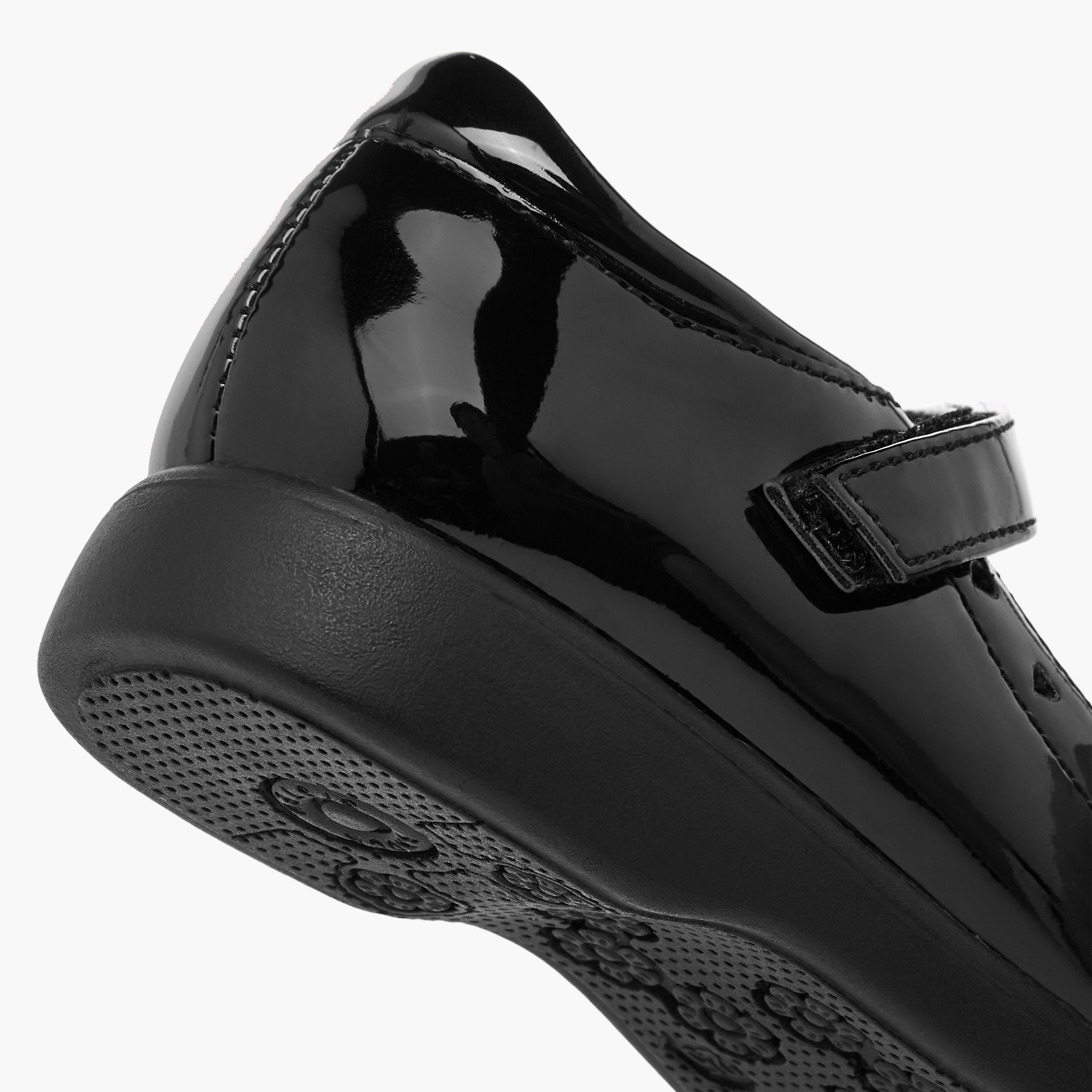حذاء ماري جين مدرسي بشريط إغلاق لاصق وتفاصيل قلب للبنات من فلورا بيلا-girls-shoes-maryjanes-image-10