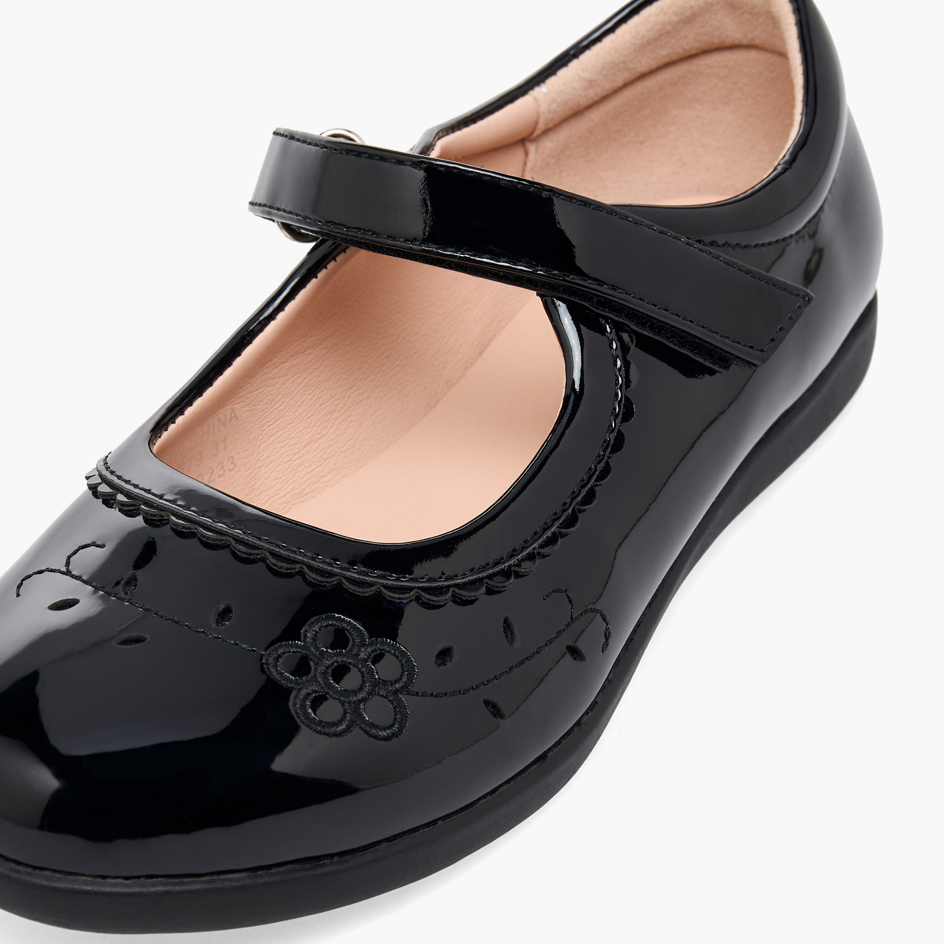 حذاء ماري جين مدرسي بشريط إغلاق لاصق للبنات من فلورا بيلا-girls-shoes-maryjanes-image-8
