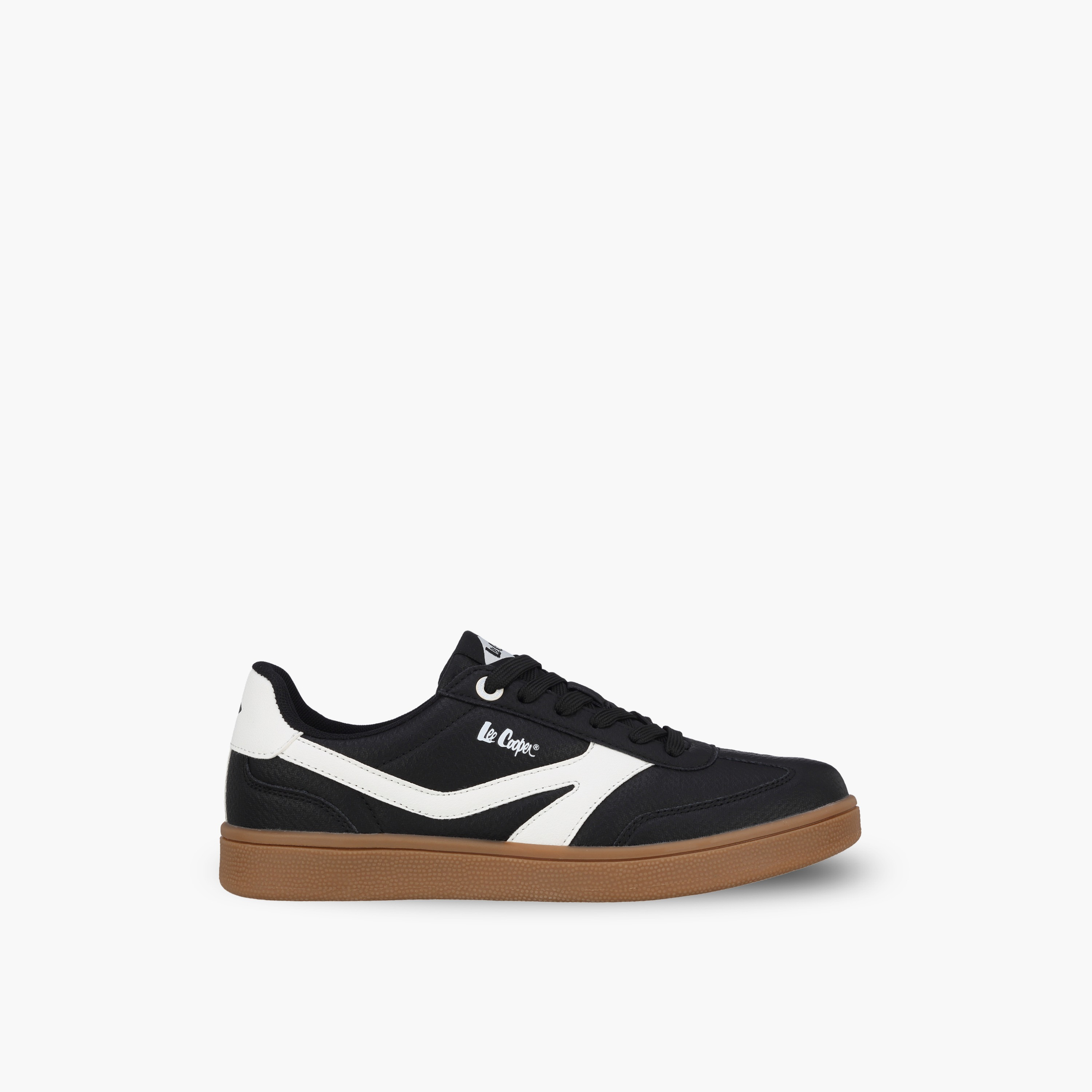 حذاء سنيكرز بطول الكاحل ورباط إغلاق للنساء من لي كوبر-women-shoes-sneakers-image-3