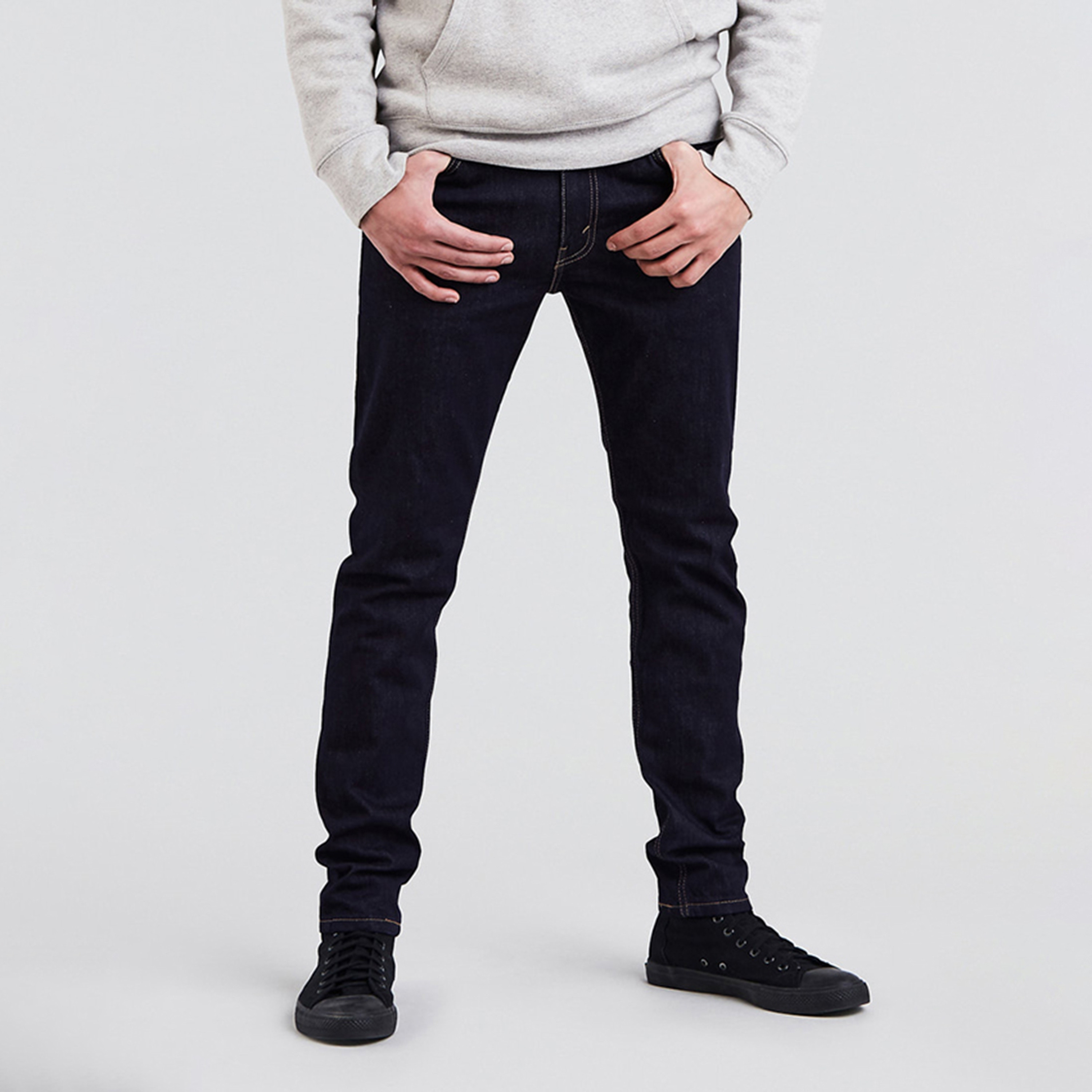Levi's Tapered Fit Blue 5-Pockets Men's Jeans Inseam 32-men-clothing-bottoms-jeans-image-1