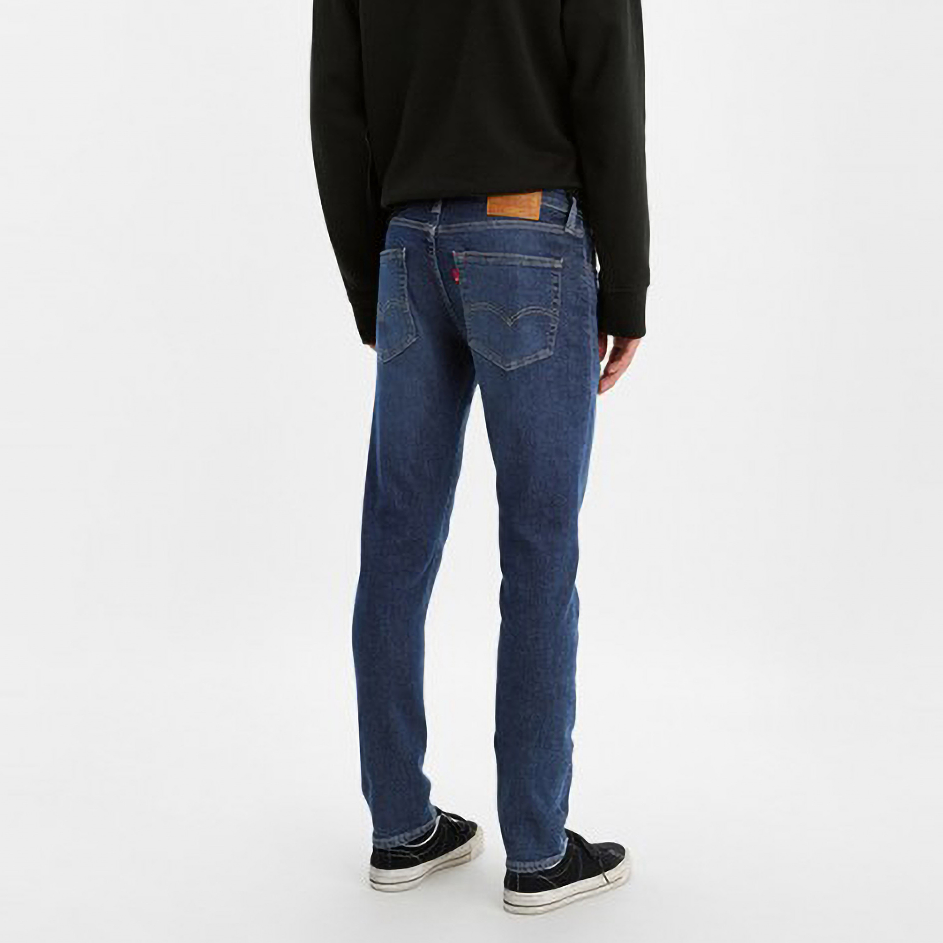 بنطال جينز من ليفايز بلون ازرق ذو قصة مدببة وجيب متوسط الارتفاع-men-clothing-jeans-image-4