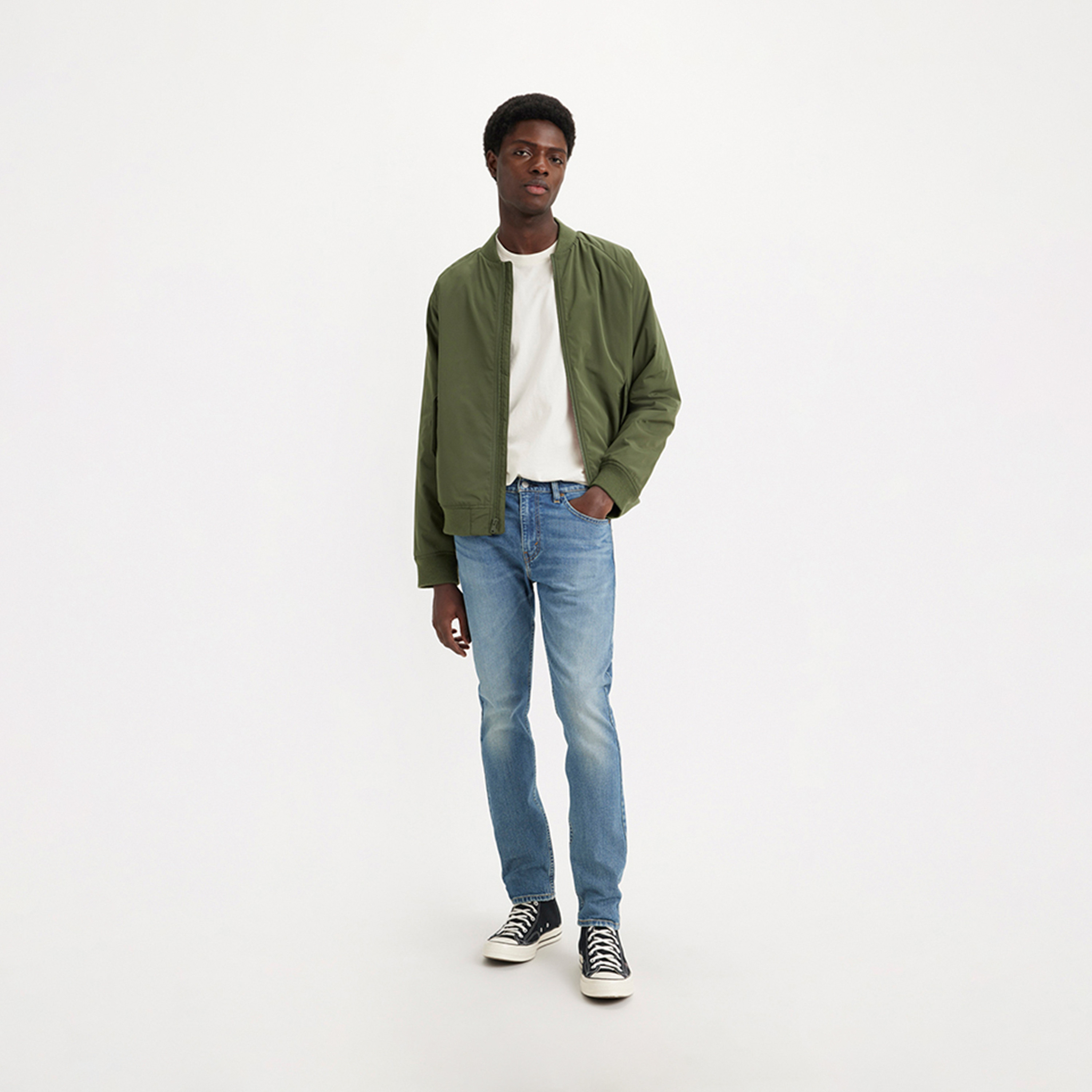 جينز ليفايز الرجالي المدرج وقابل للتمدد منخفض الارتفاع-men-clothing-bottoms-jeans-image-2