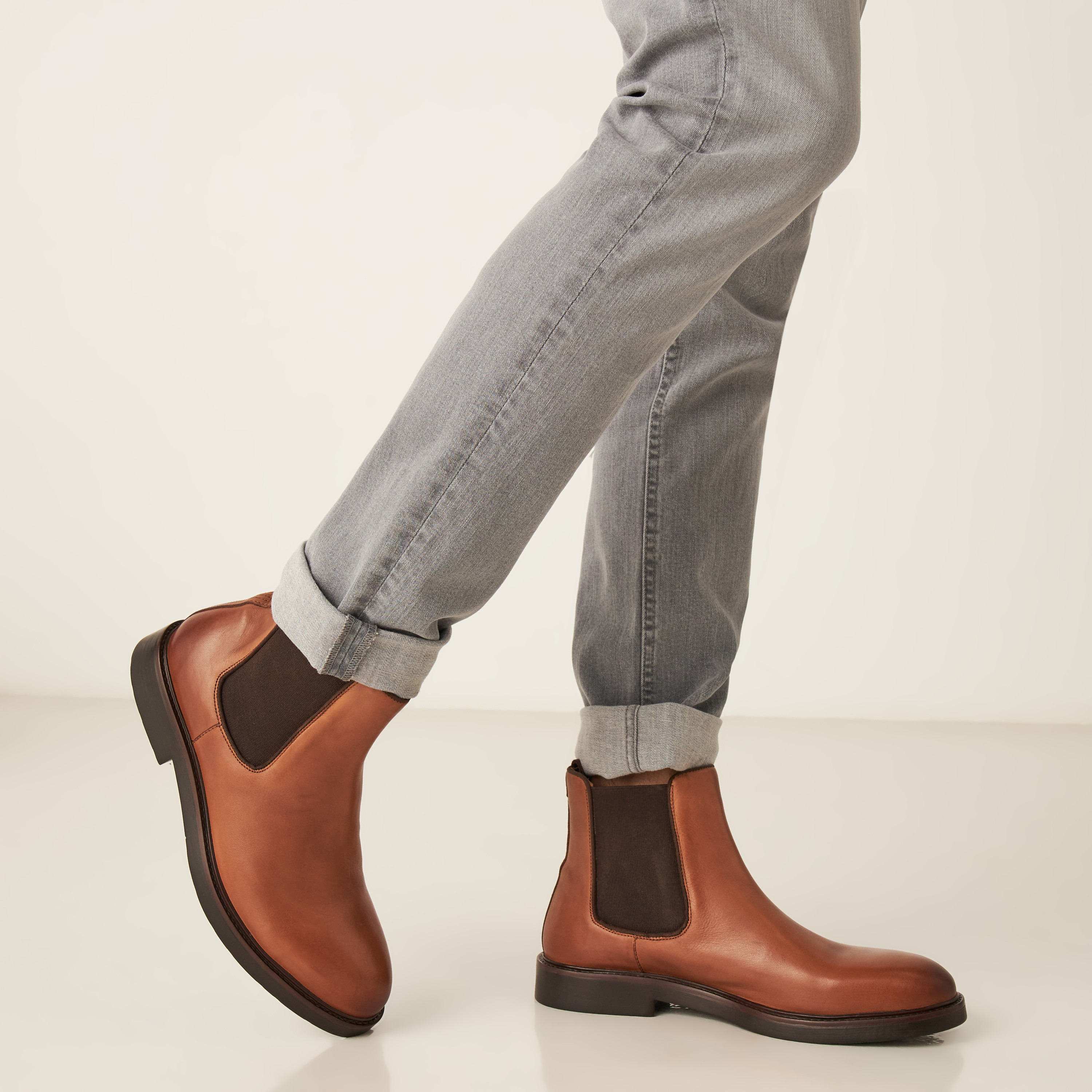 Chelsea boots cheap men online