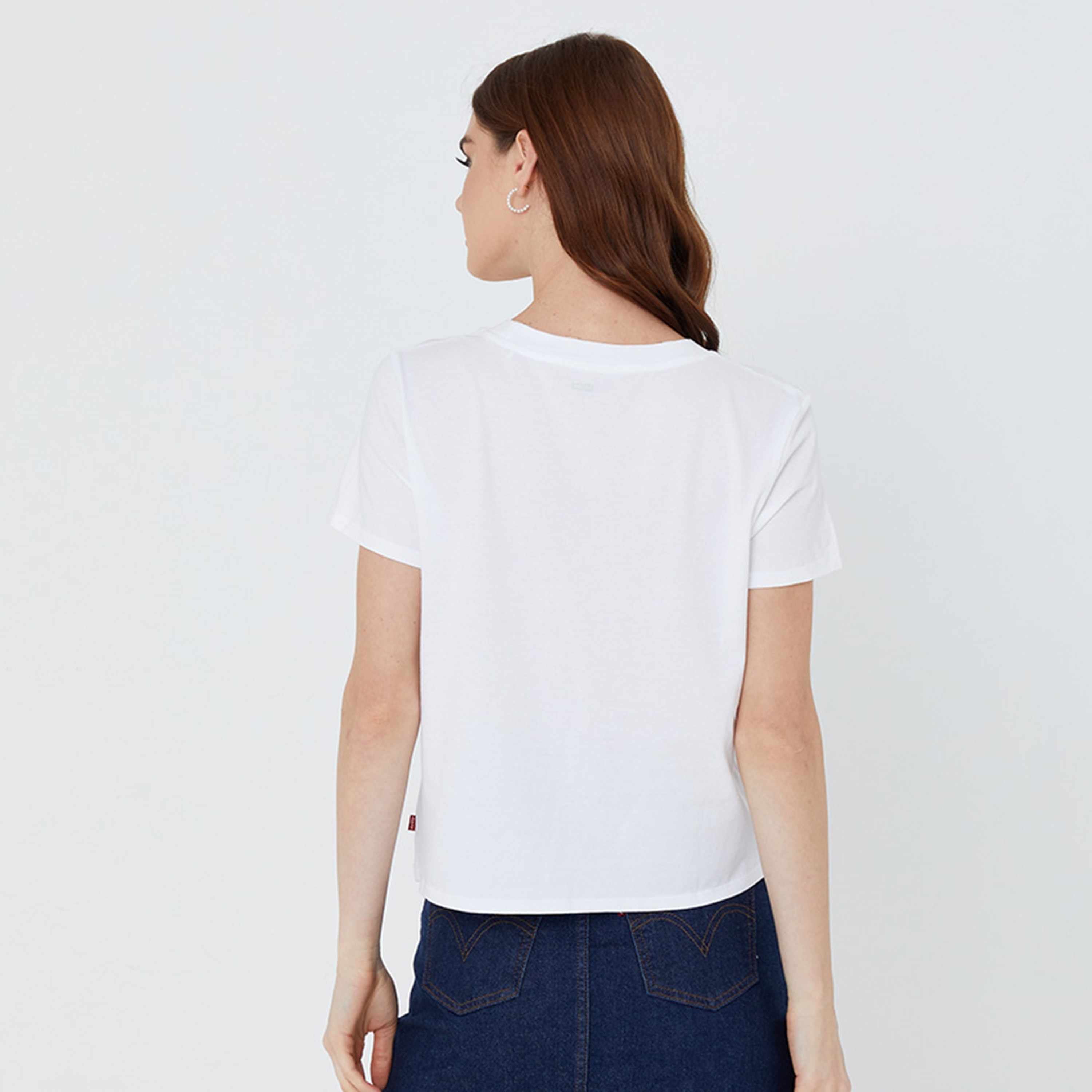 Levi's Floral Round Neck Short Sleeves Women's T-Shirt-women-clothing-tshirts-image-4