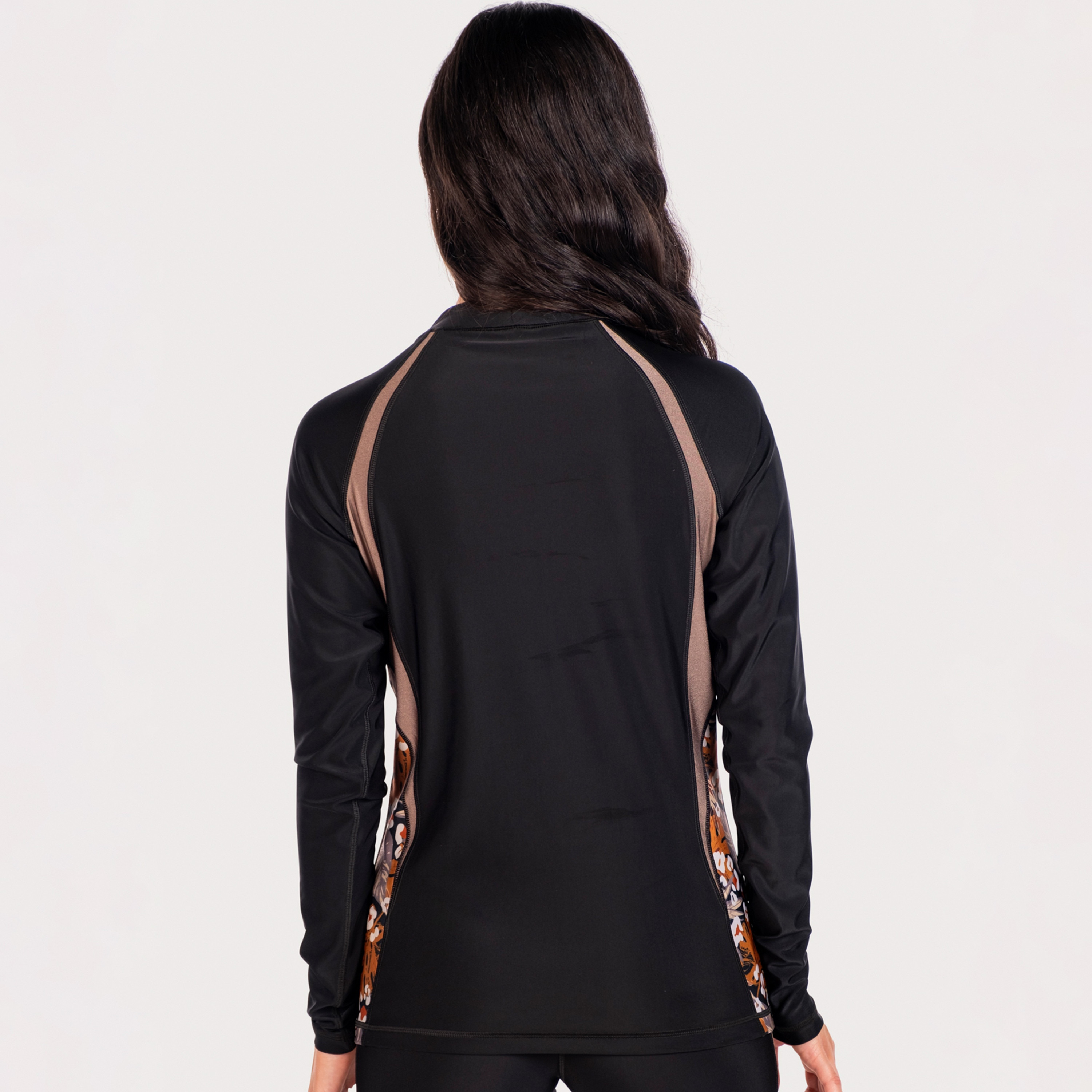قميص راش جارد نسائي بأكمام طويلة من كويغا بطبعة نخيل-women-clothing-swimandbeach-swimsuits-image-2