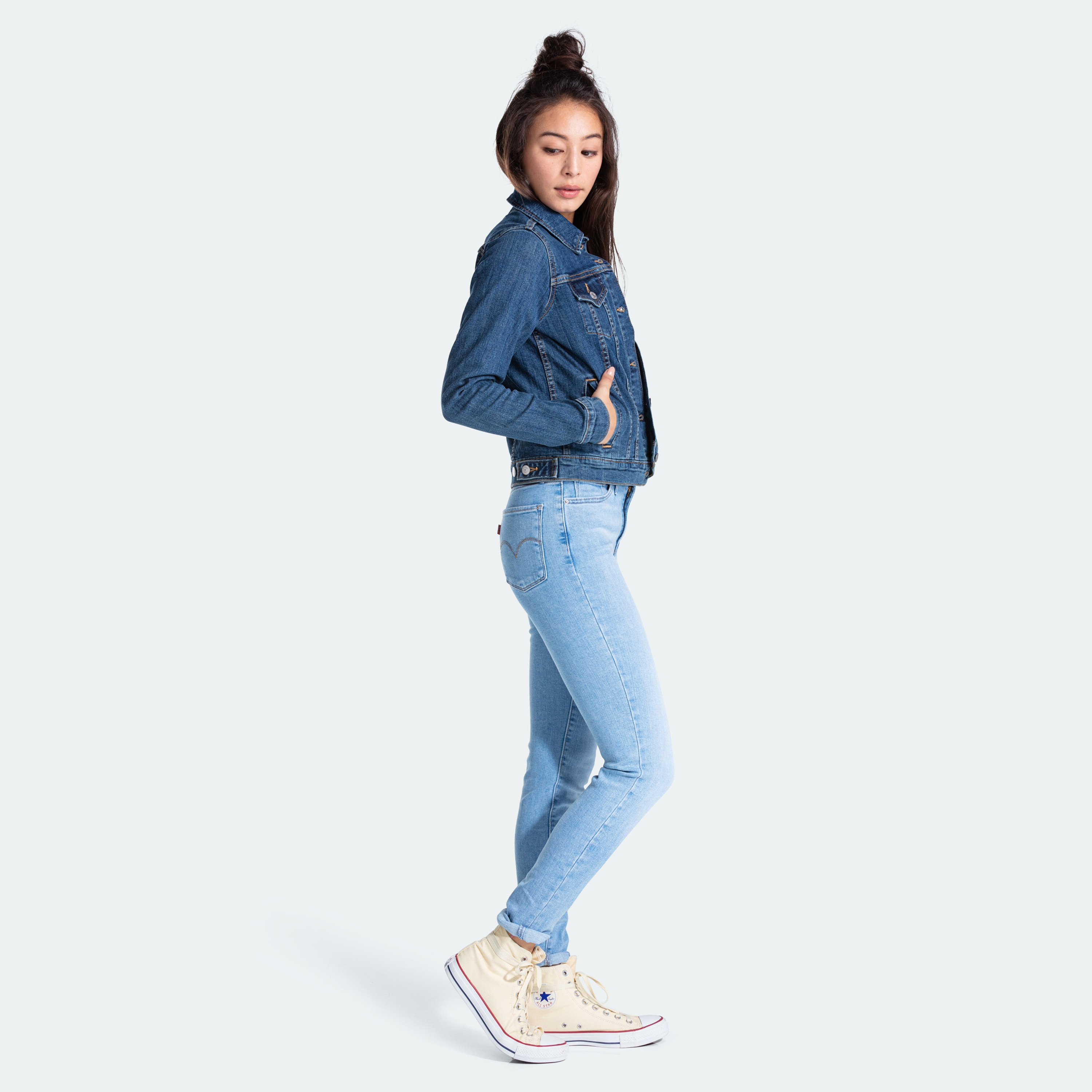 جاكيت تراكر سادة اوريجينال من ليفايس-women-winterwear-coatsandjackets-jackets-image-2