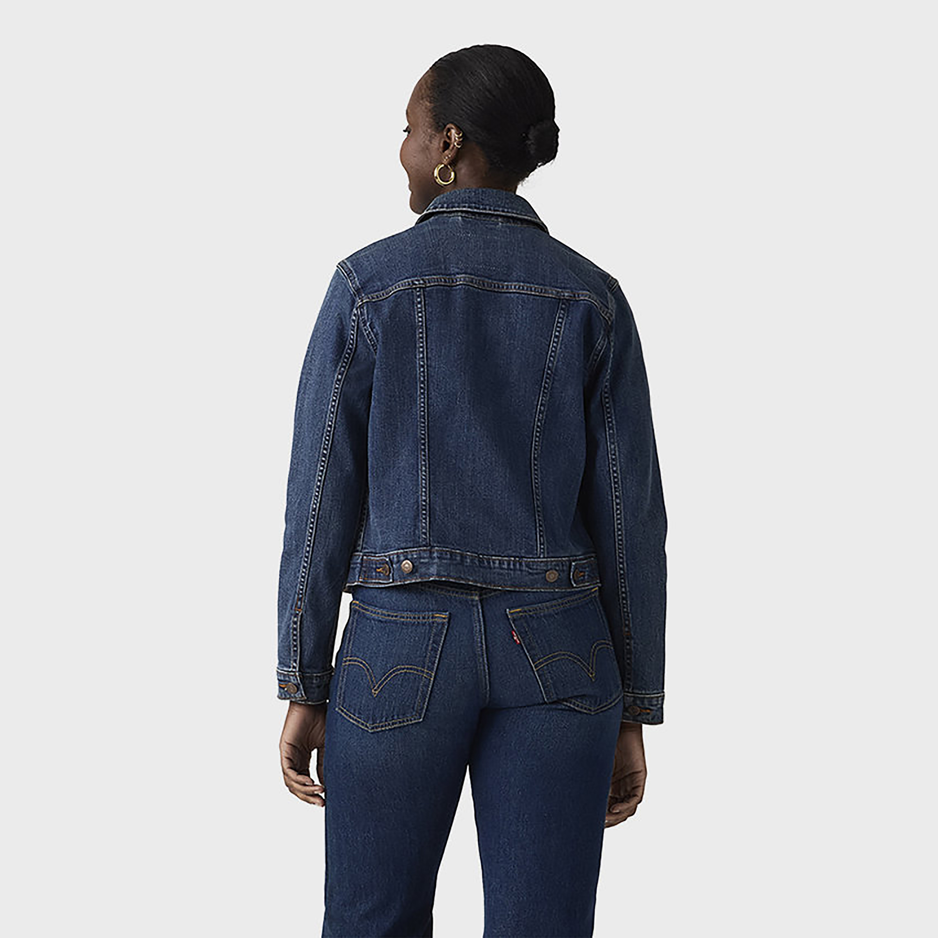 جاكيت Trucker دينم نسائي بياقة من القطن باللون الأزرق من Levi's-women-winterwear-coatsandjackets-jackets-image-3
