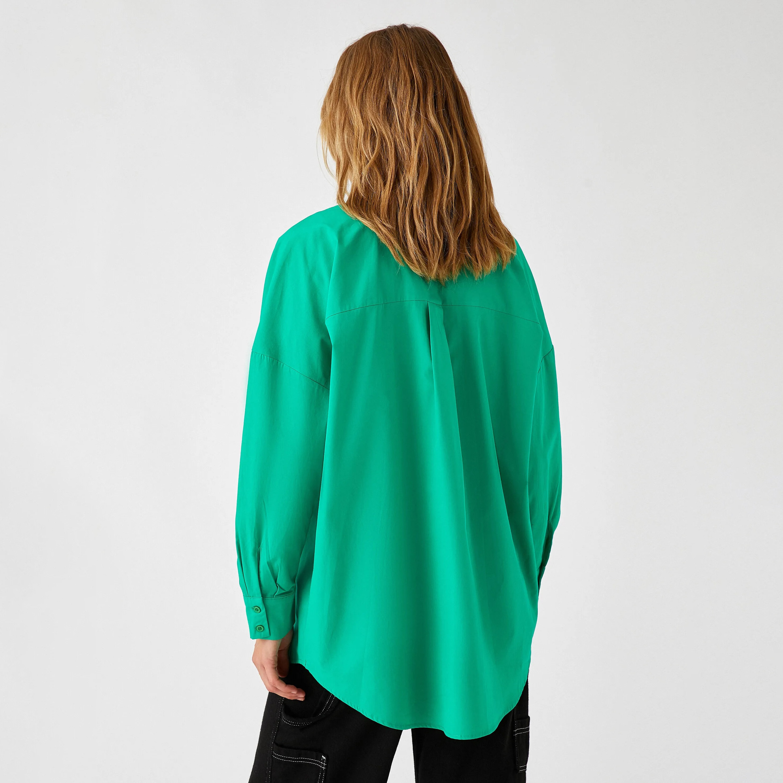 قميص قطن بأكتاف ممتدة وياقة باللون الأخضر للنساء من كوتون-women-clothing-shirtsandblouses-shirts-image-3