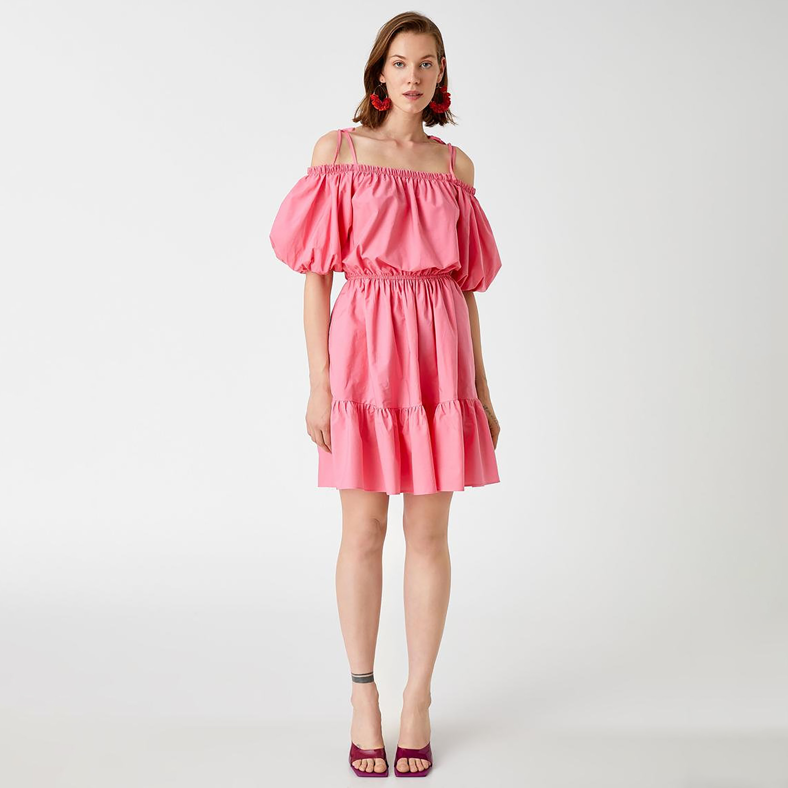 فستان ميني متعدد الطبقات بأكتاف مكشوفة وأكمام منتفخة باللون الوردي للنساء من كوتون-women-clothing-dresses-image-2