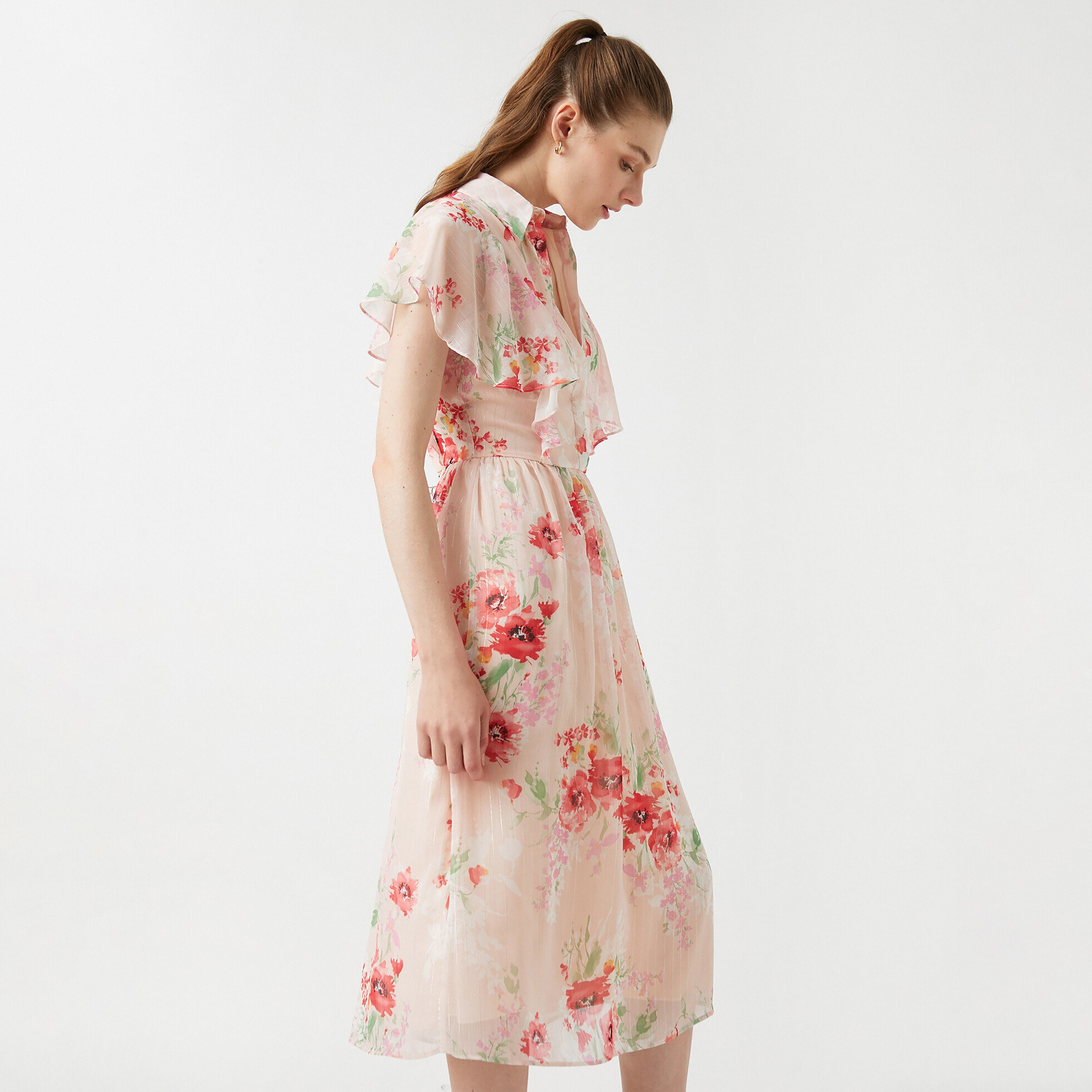 فستان ميدي شيفون بأكمام رفرافة وياقة وطبعة أزهار باللون الوردي للنساء من كوتون-women-clothing-dresses-image-2